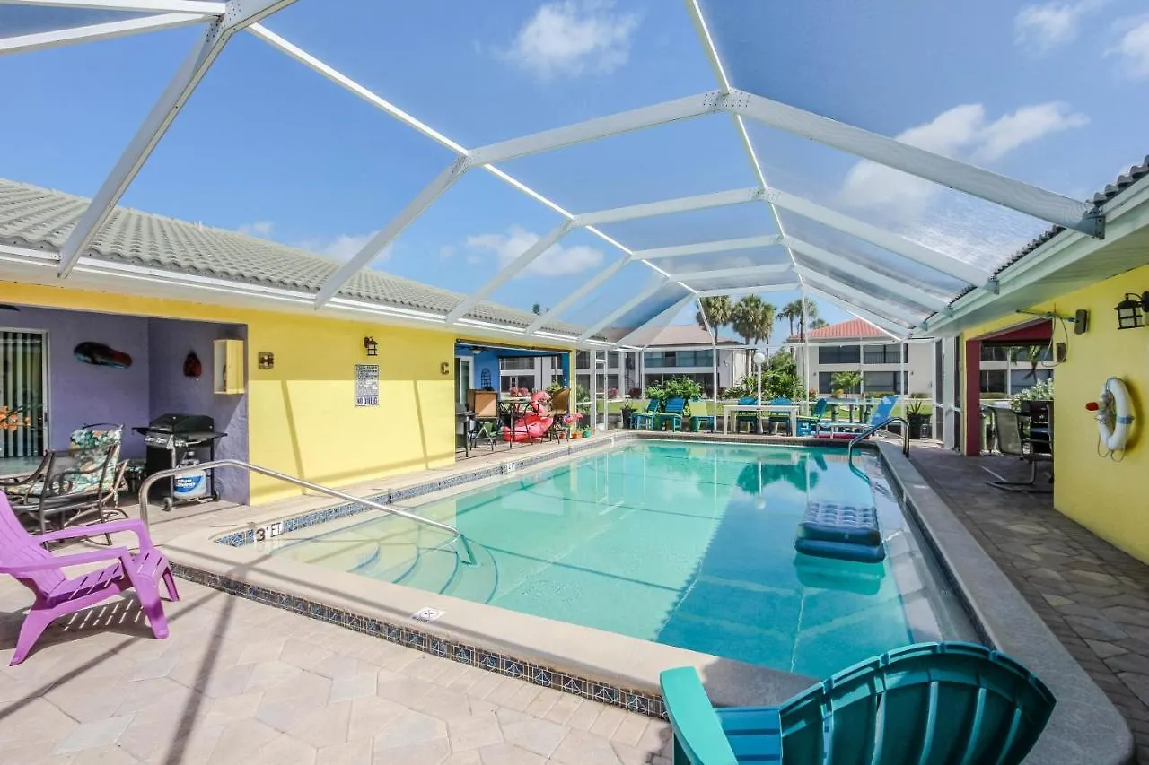 Gulf Access #a 3 Bedroom W/ Heated Pool Holiday home