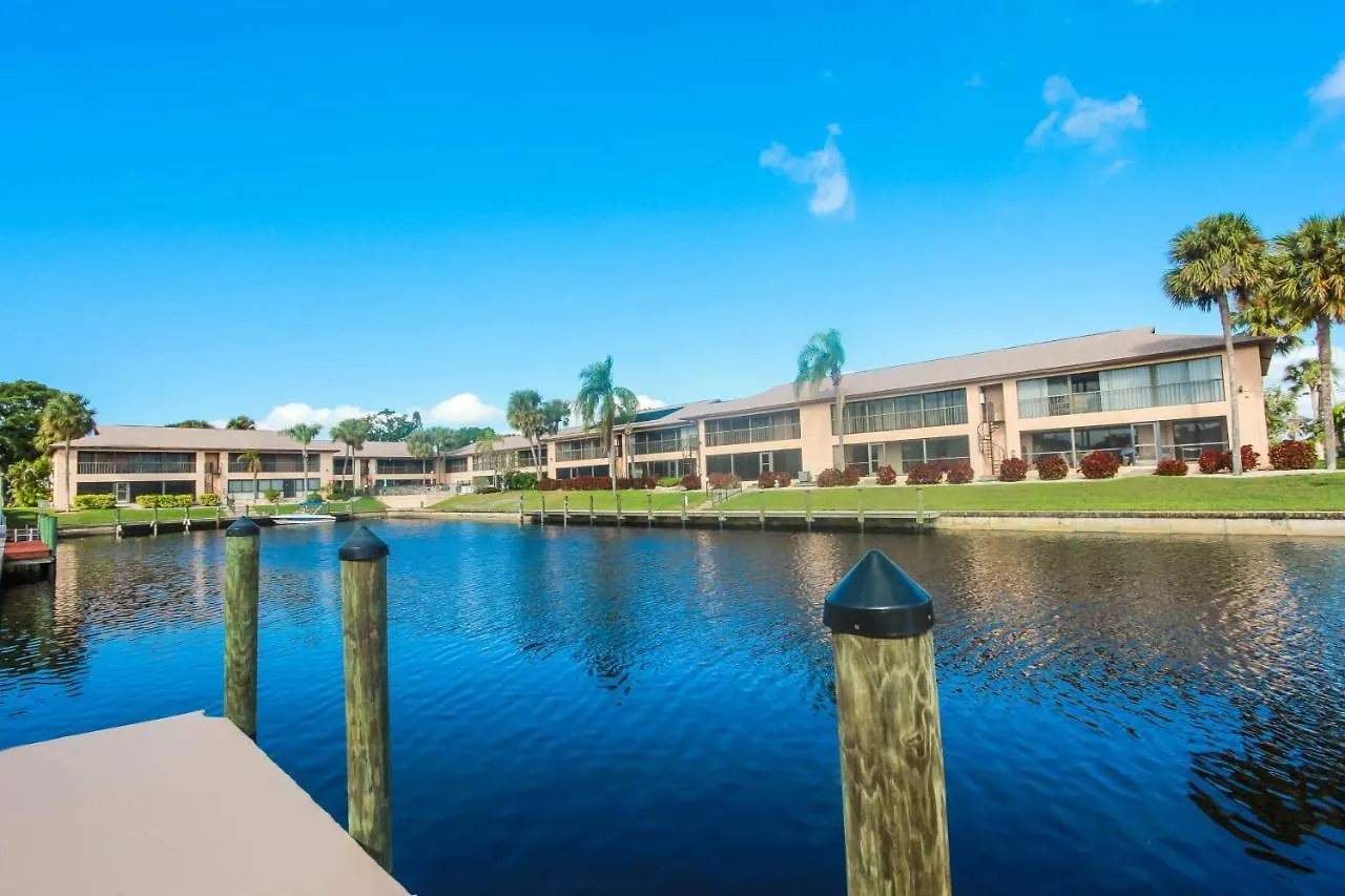 Gulf Access #a 3 Bedroom W/ Heated Pool Holiday home *