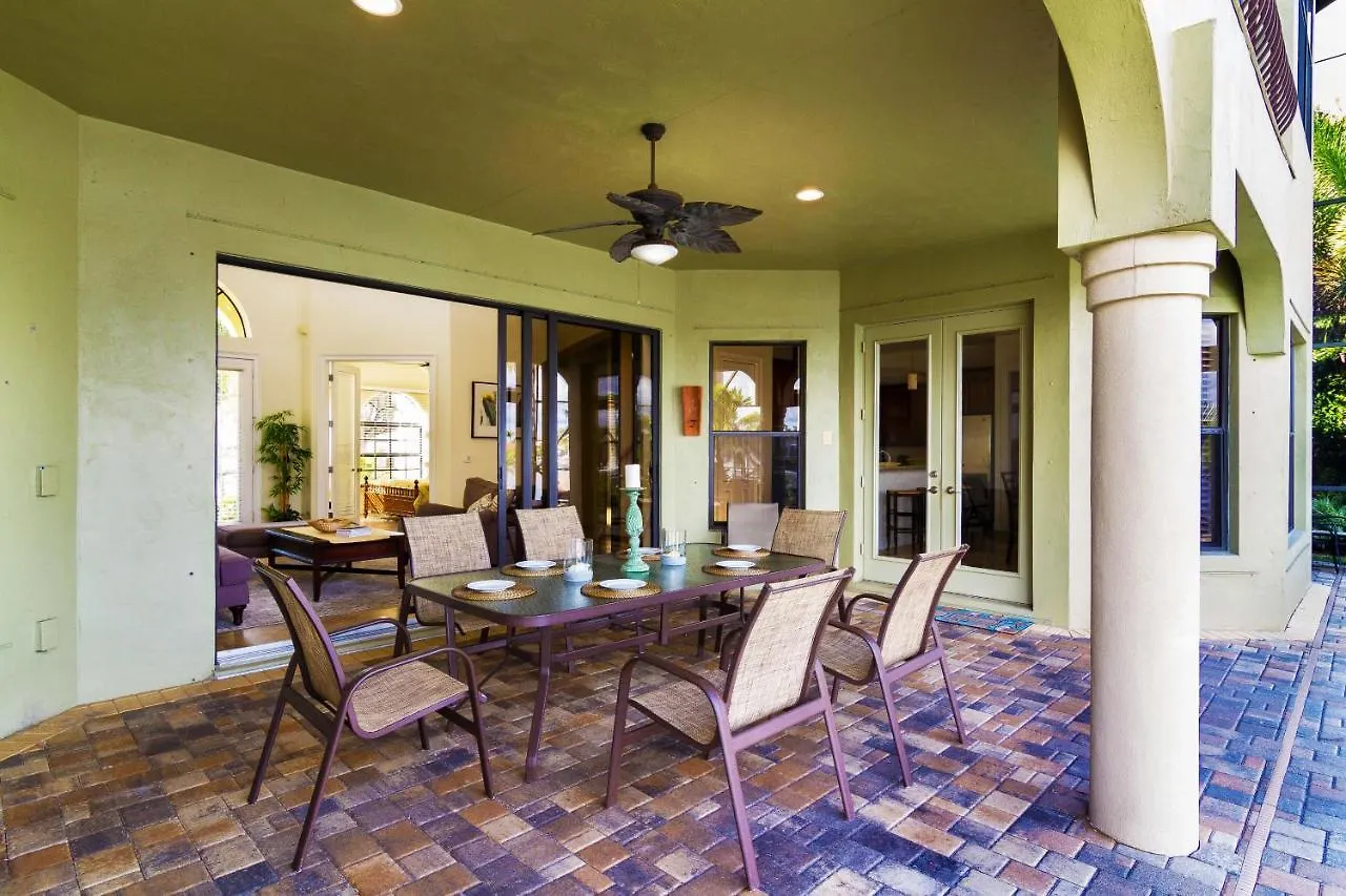 Tropical Waterfront Paradise With Gulf Access, Heated Infinity Pool And - Southern Shores *