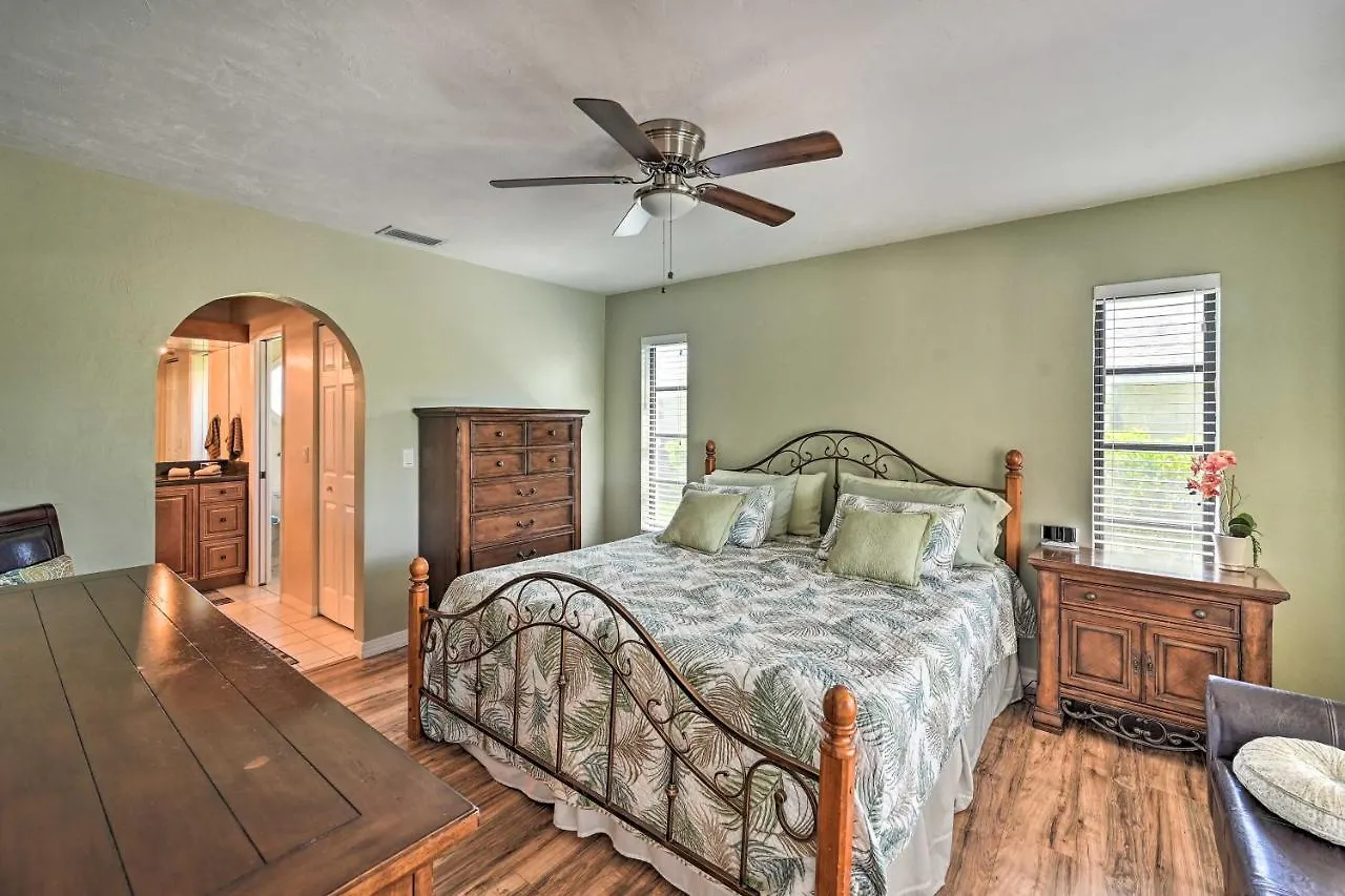 Canal-front Retreat With Dock In Cape Coral! Holiday home
