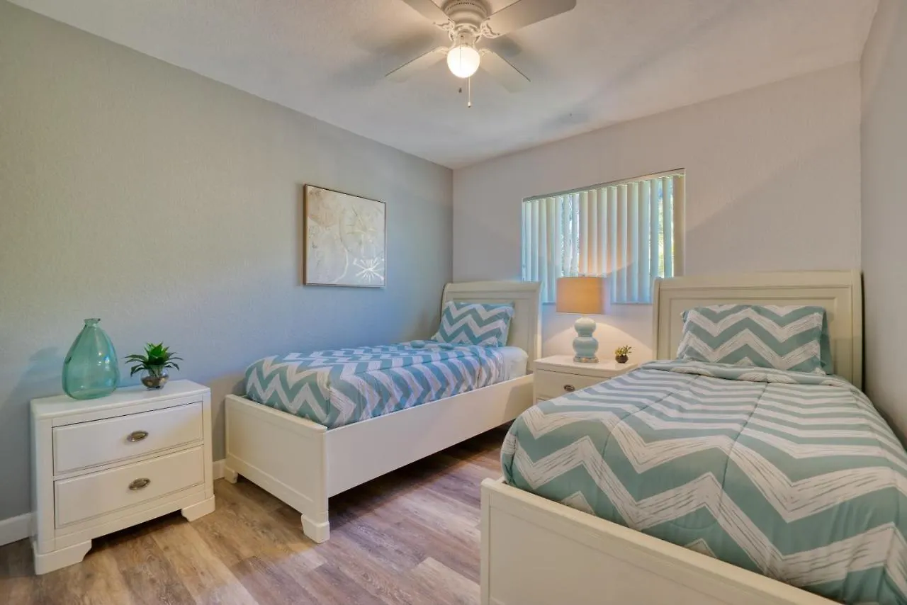 Summer Breeze - 3 Bedroom With Lots Of Privacy *