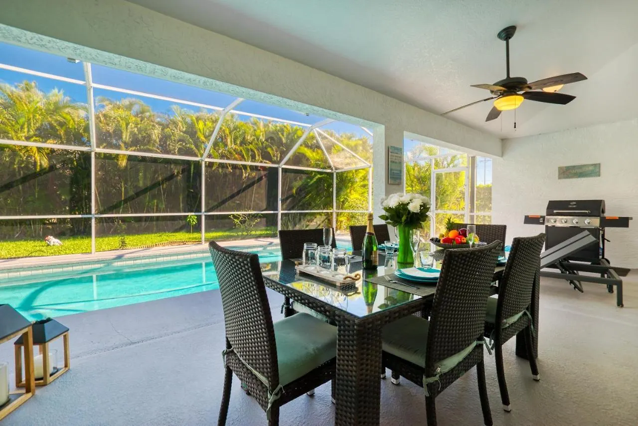 Summer Breeze - 3 Bedroom With Lots Of Privacy Villa Cape Coral