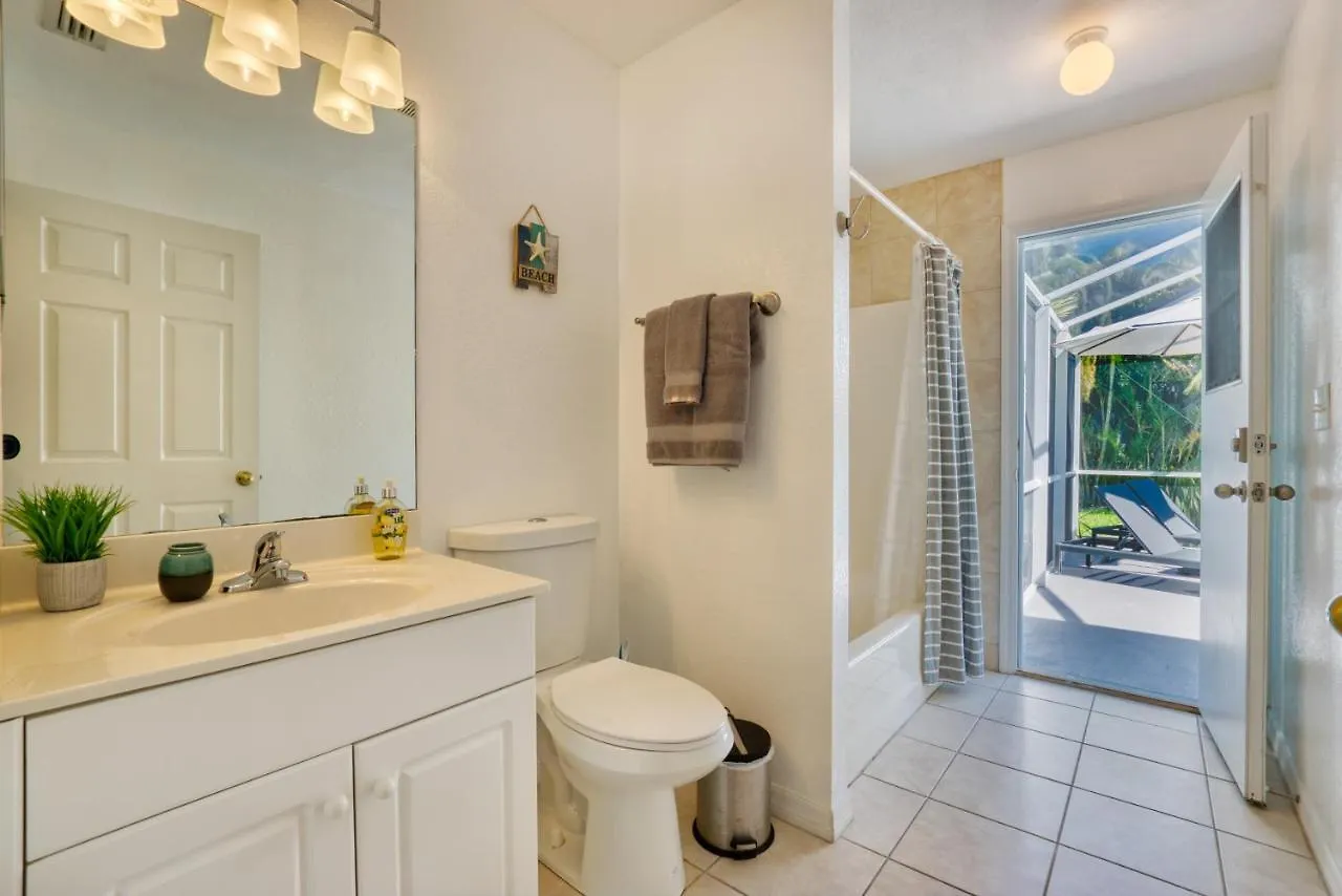 Villa Summer Breeze - 3 Bedroom With Lots Of Privacy Cape Coral