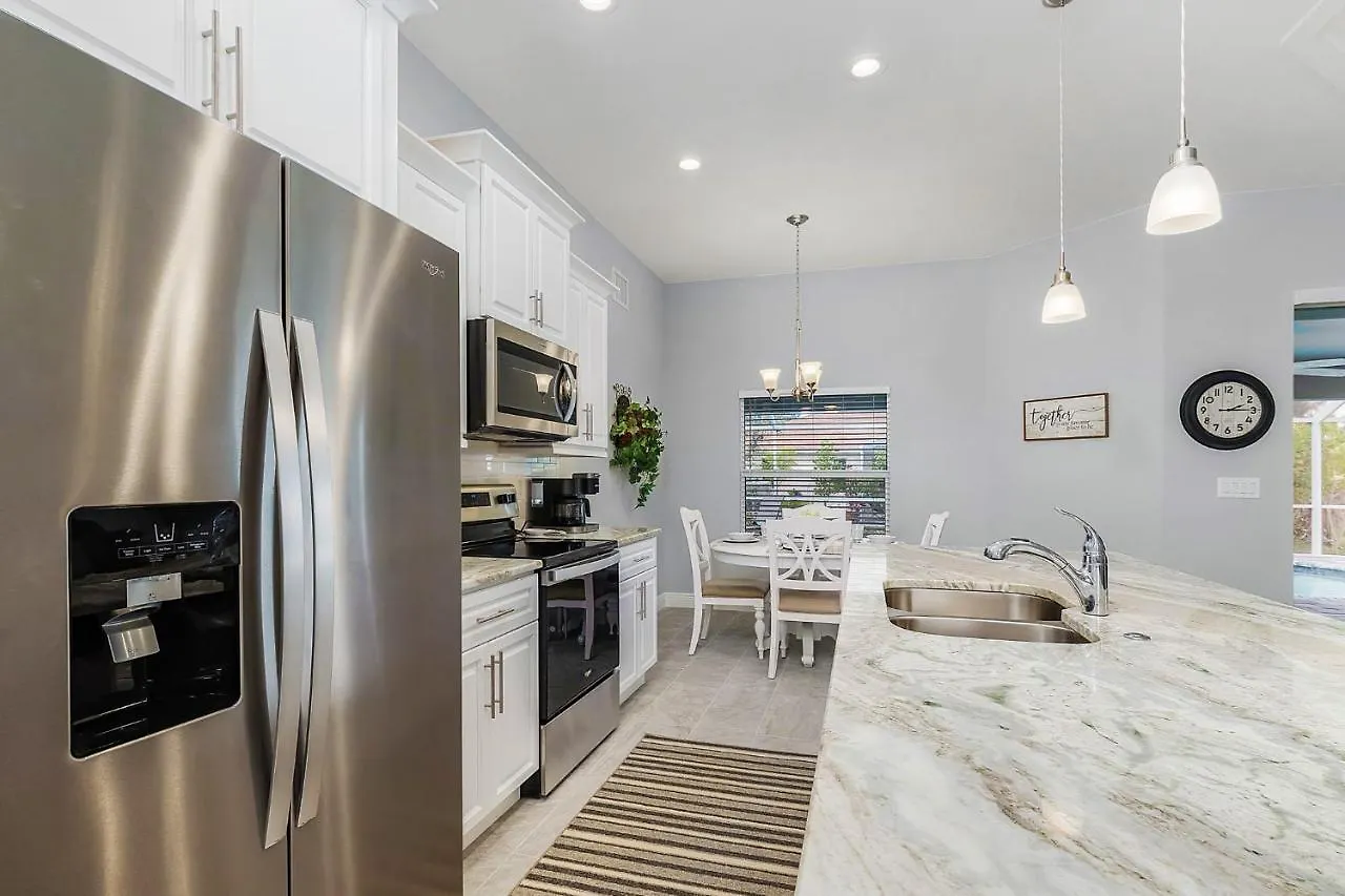 Newly Built With Heated Pool, Close To Many Amenities - Sandle
