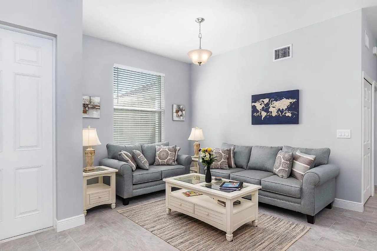 Newly Built With Heated Pool, Close To Many Amenities - Sandle Holiday home Cape Coral