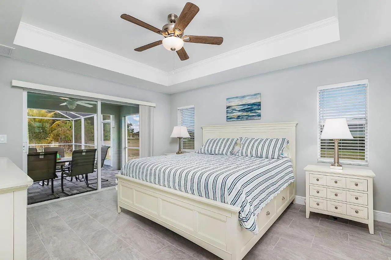 Newly Built With Heated Pool, Close To Many Amenities - Sandle Holiday home Cape Coral