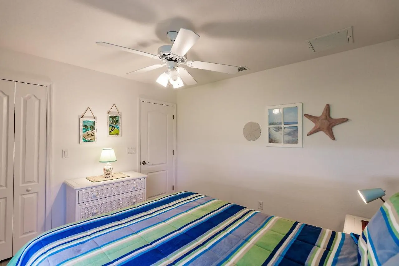 Capricorn Villa *