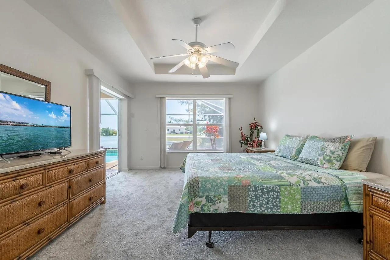 The Joint Venture - - Roelens Vacations Holiday home Cape Coral