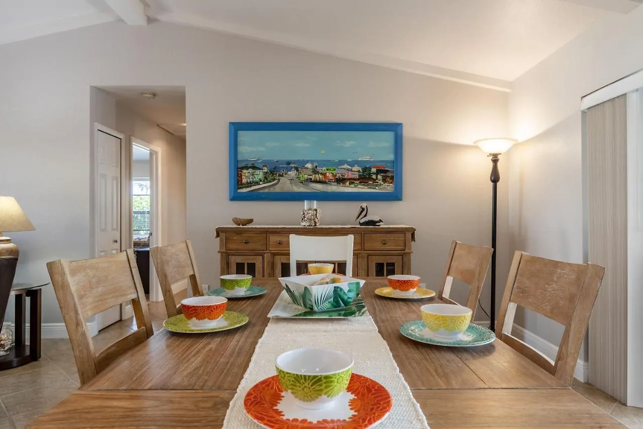 Holiday home Stunning Outdoor Oasis With Heated Pool, Kayaks & - Cape Sea Esta - Roelens Vacations