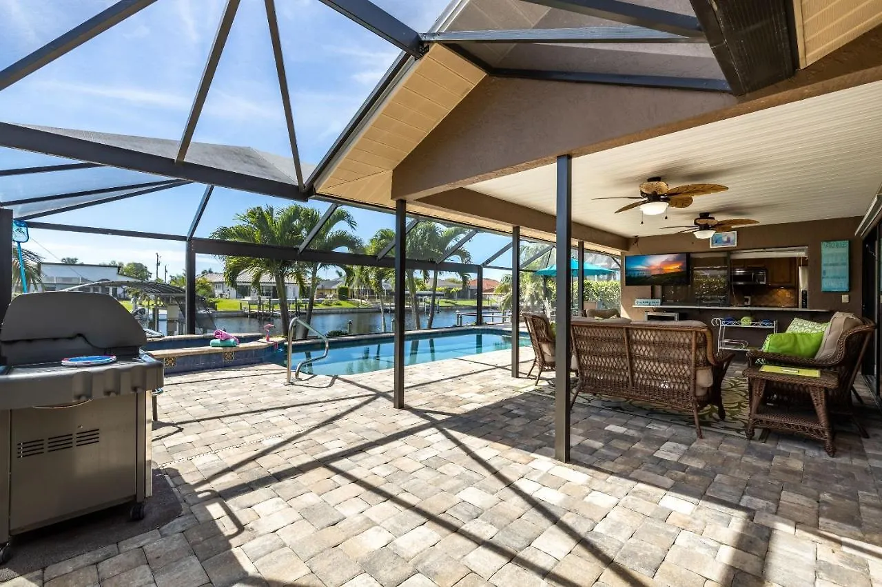 Holiday home Stunning Outdoor Oasis With Heated Pool, Kayaks & - Cape Sea Esta - Roelens Vacations *
