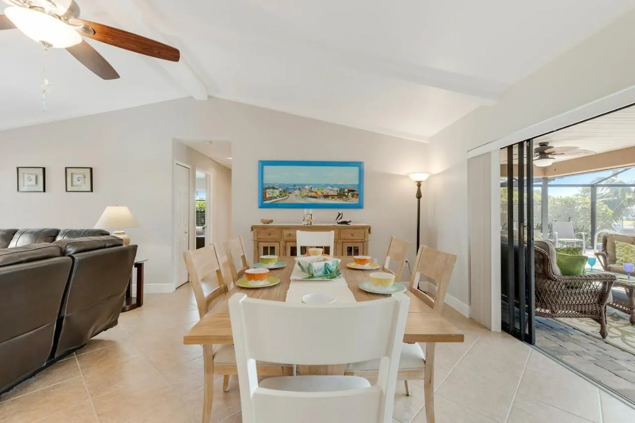 Stunning Outdoor Oasis With Heated Pool, Kayaks & - Cape Sea Esta - Roelens Vacations Holiday home *