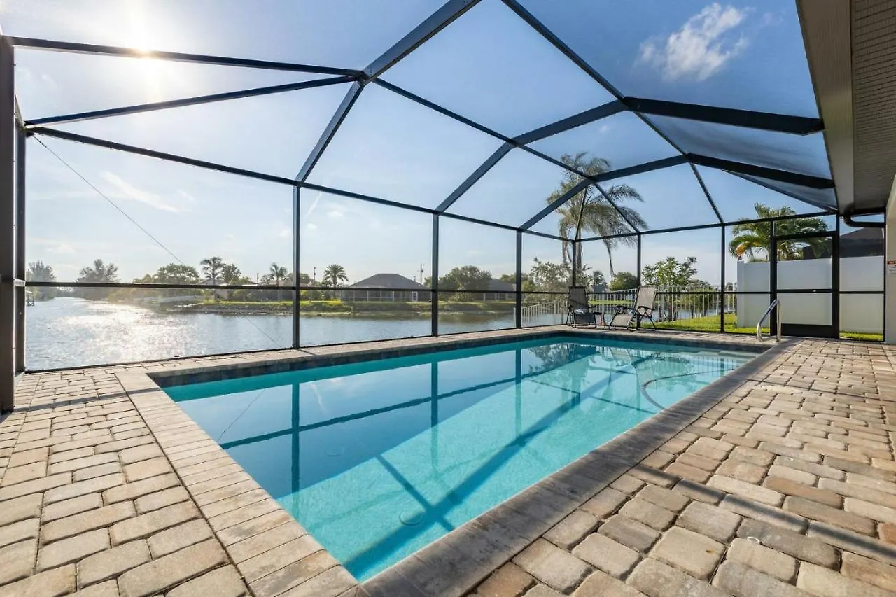 Brand New Paradise With Never Ending Sunsets - Chillax N Sunsets - Roelens Vacations * Cape Coral