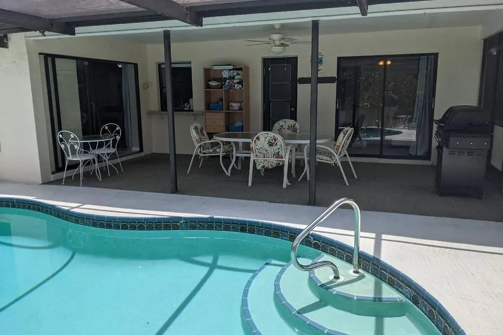 The Max Cape Coral