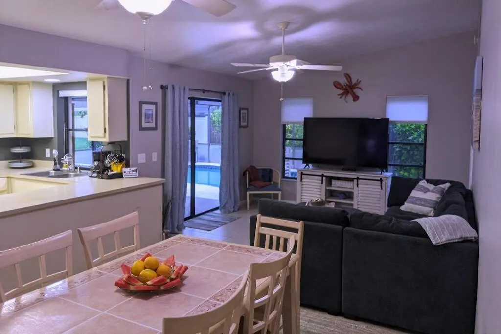 Holiday home The Max Cape Coral