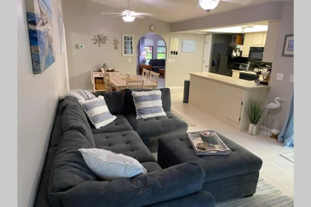 The Max Holiday home Cape Coral