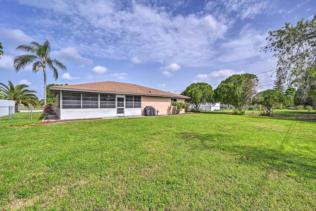 Pet-friendly Escape By Bike Trails Cape Coral