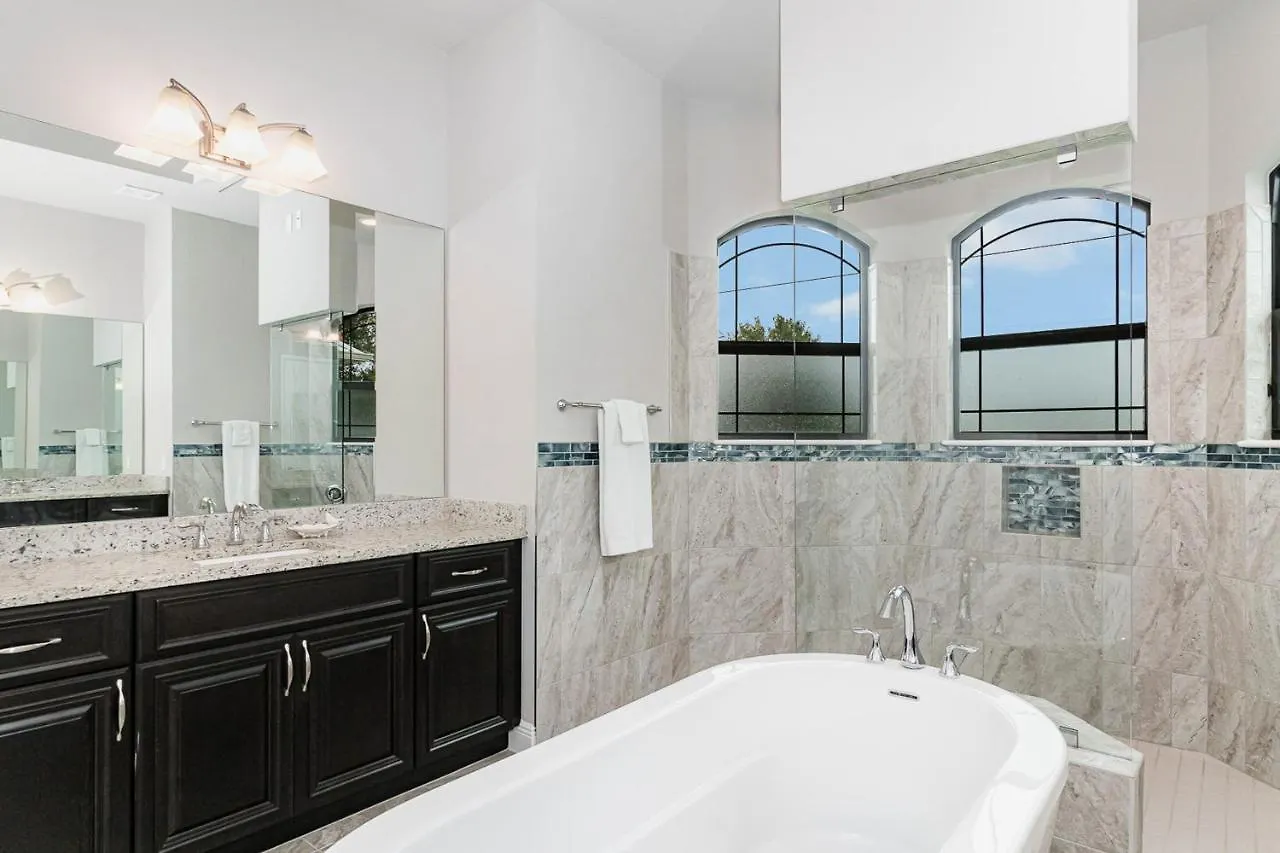 Bella Vista * Cape Coral