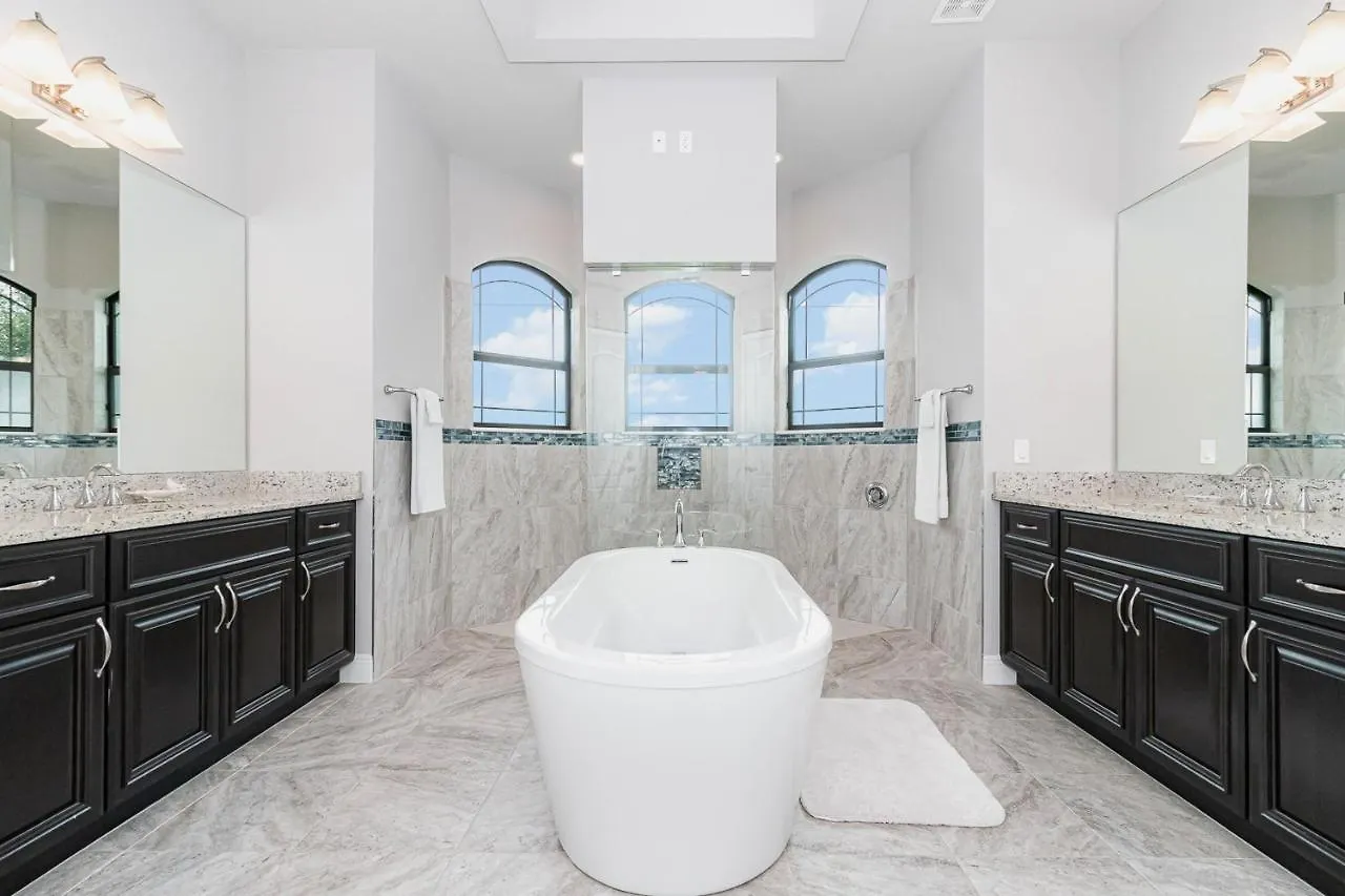 Bella Vista * Cape Coral