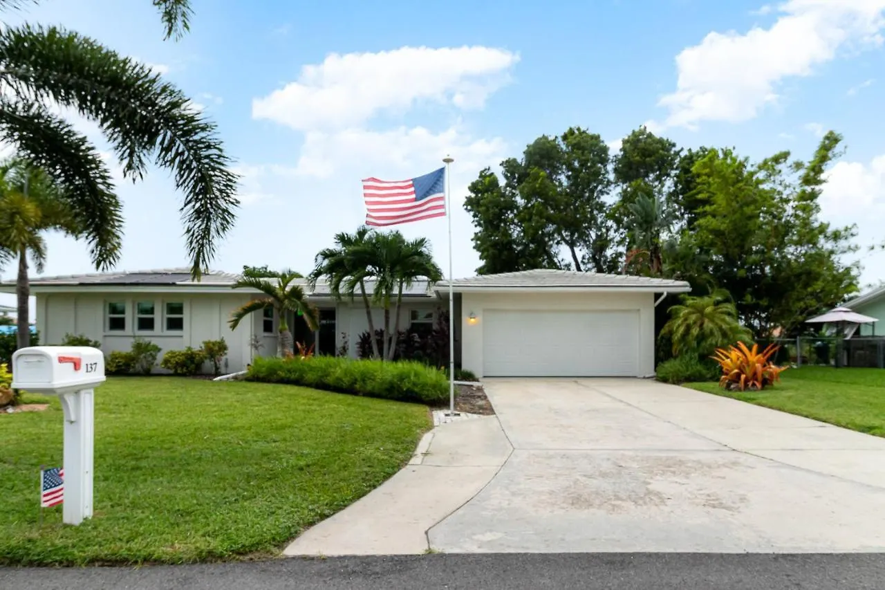 Redfish Cove Getaway