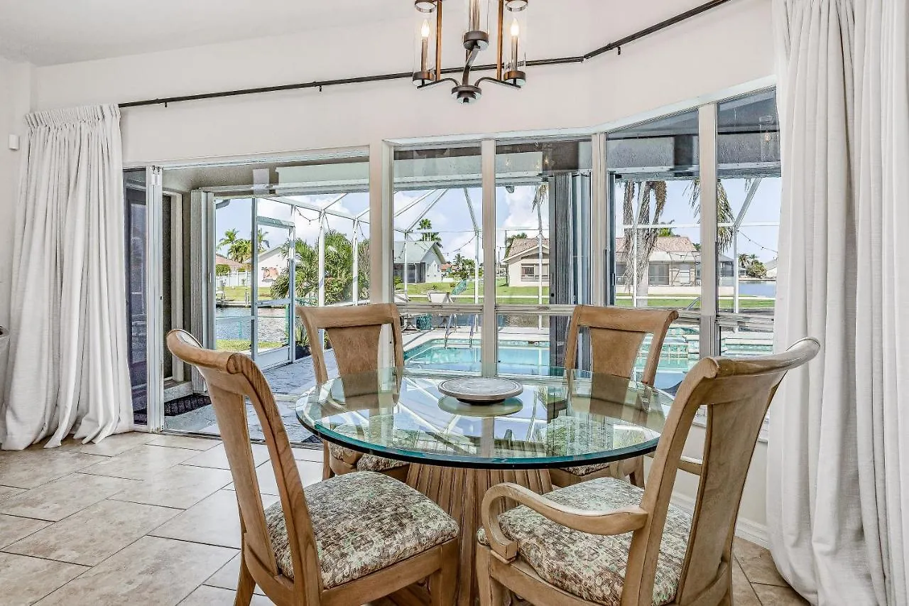 Pelican Paradise Holiday home Cape Coral