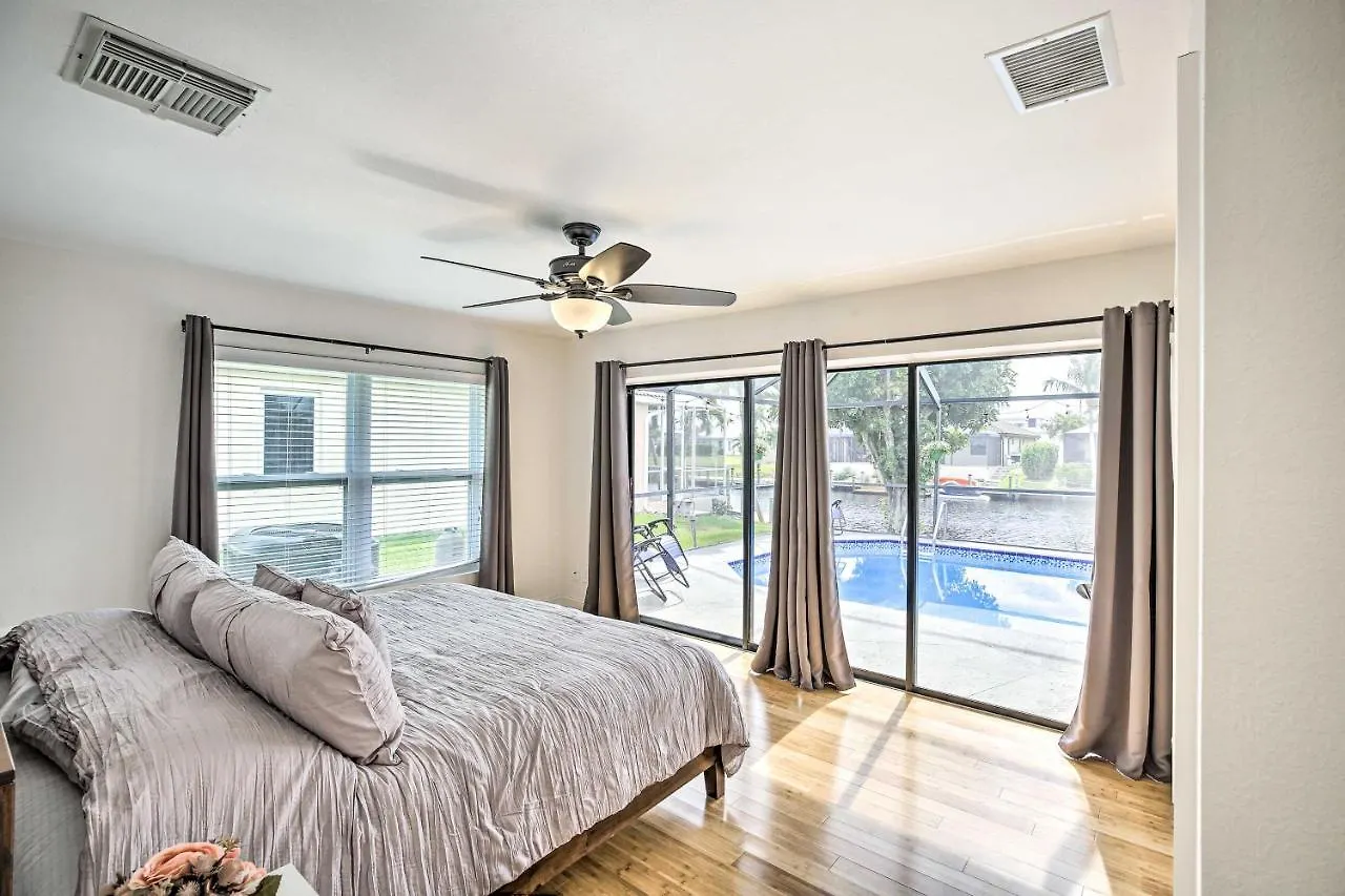 Holiday home Canalfront Escape With Heated Pool!