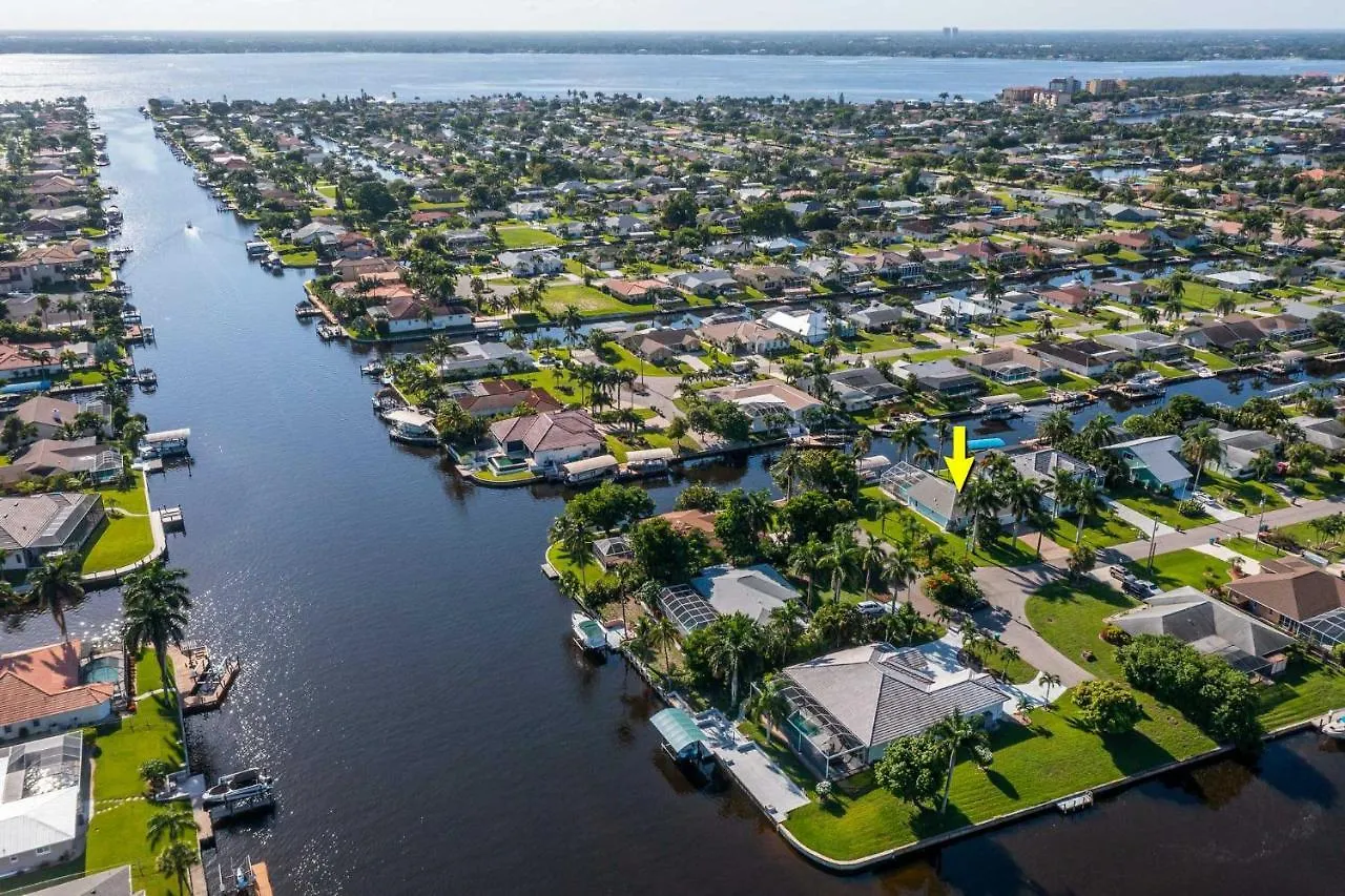 Holiday home Family With Outdoor Oasis In Cape Coral! *