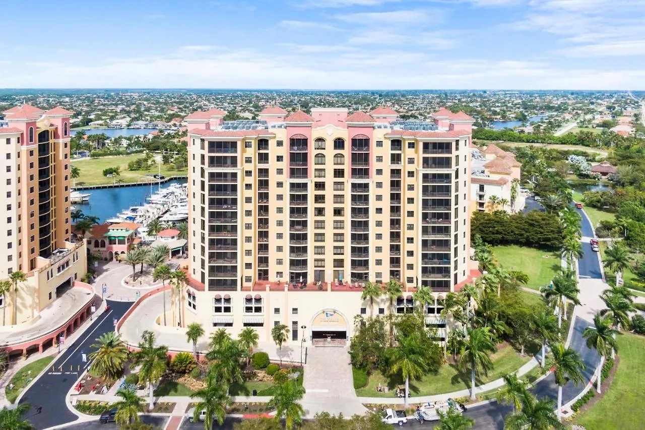 Waterside Wine Club #618 Holiday home Cape Coral