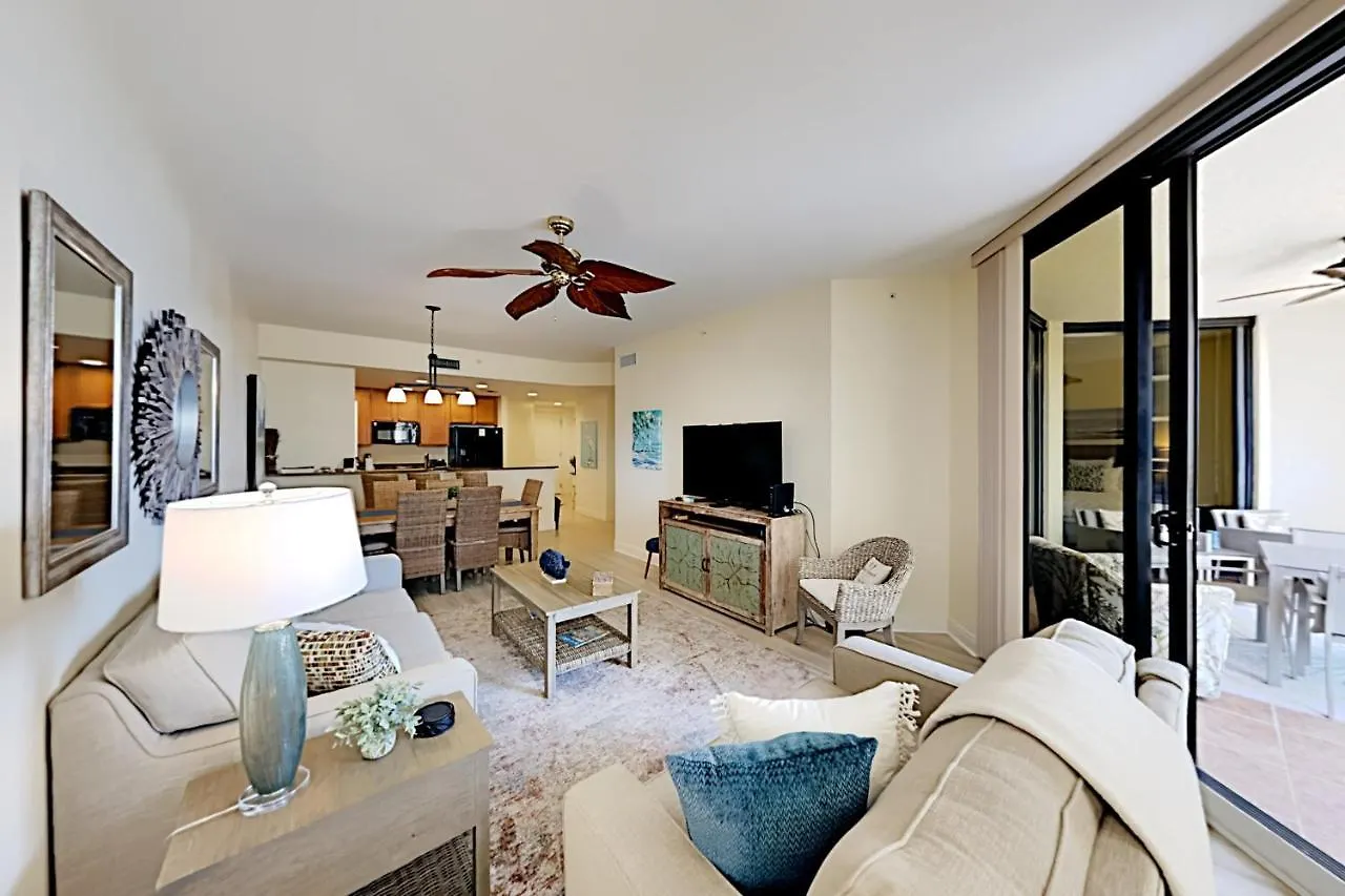 Waterside Wine Club #618 Holiday home Cape Coral