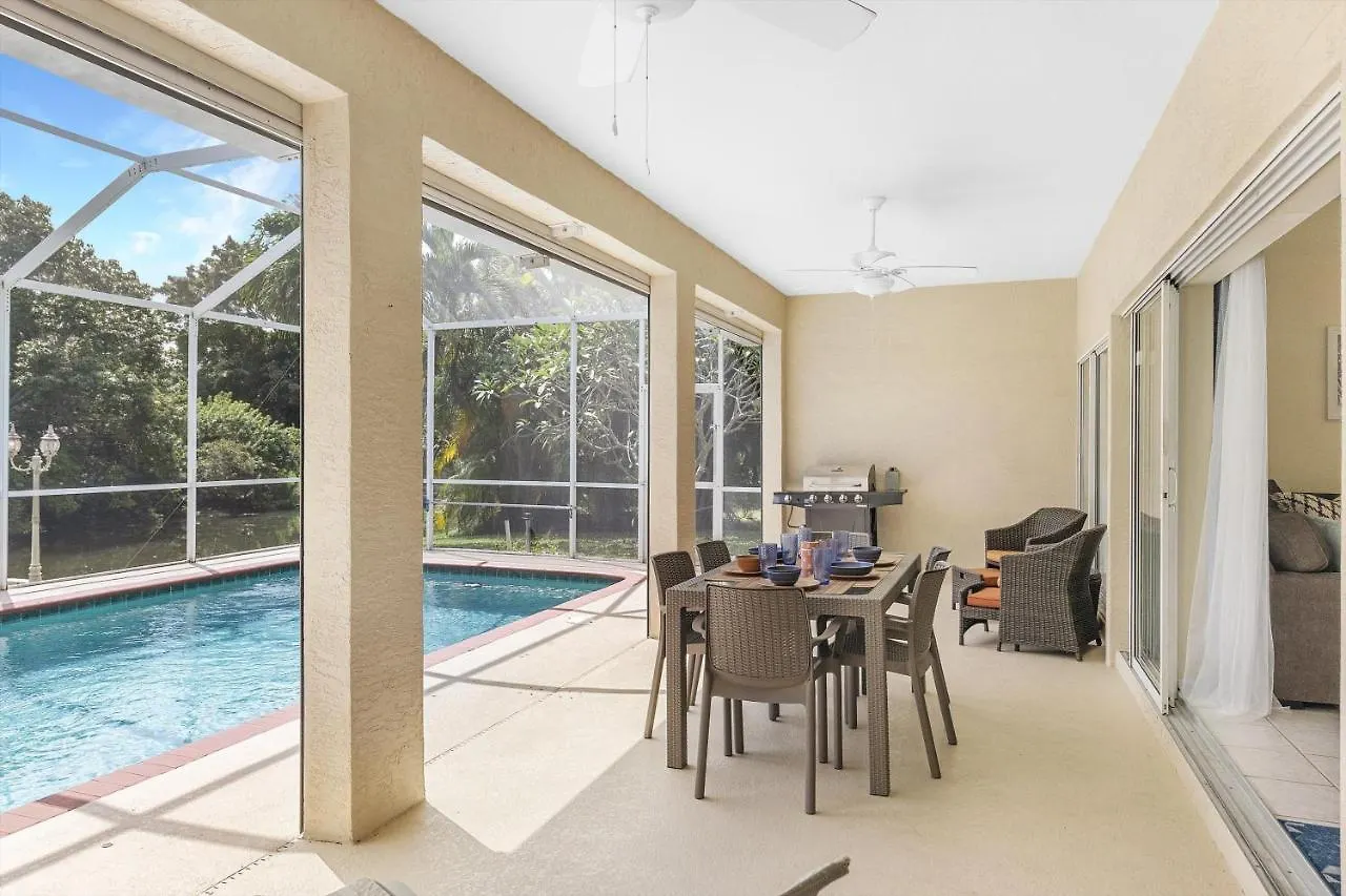 Private With Heated Pool On A Freshwater Canal - Off Course - Roelens Vacations Cape Coral