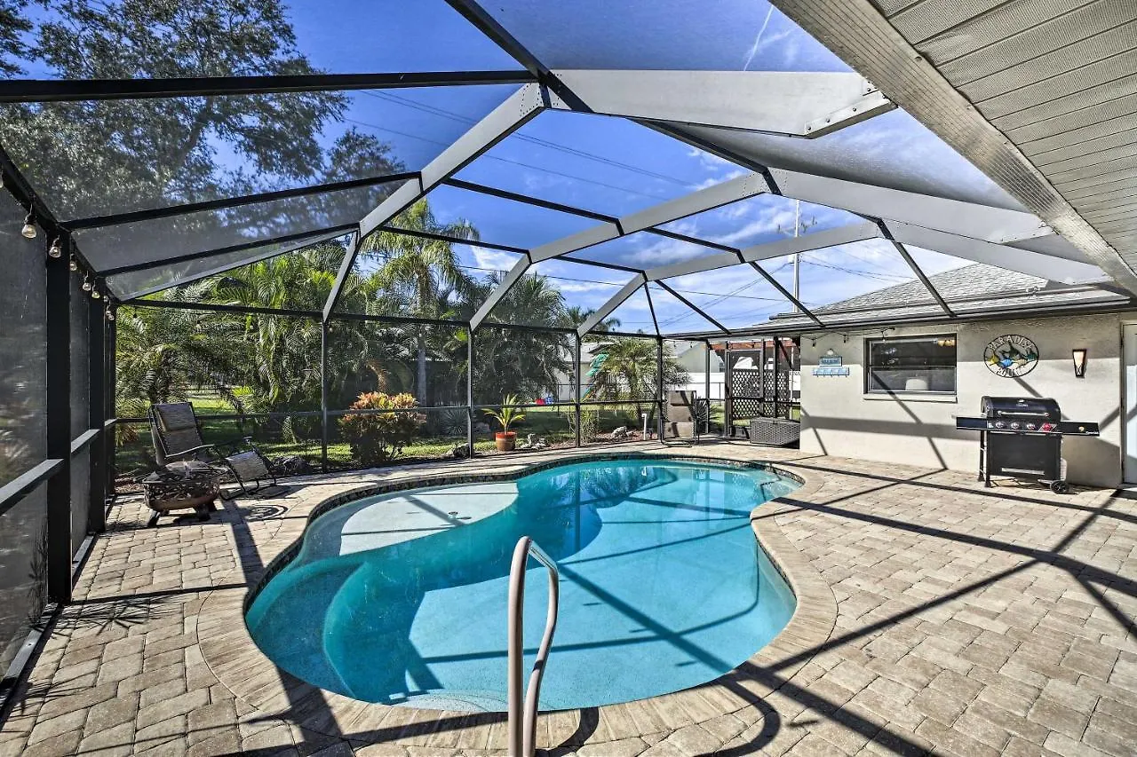 Bright With Private Pool, Lanai Cape Coral