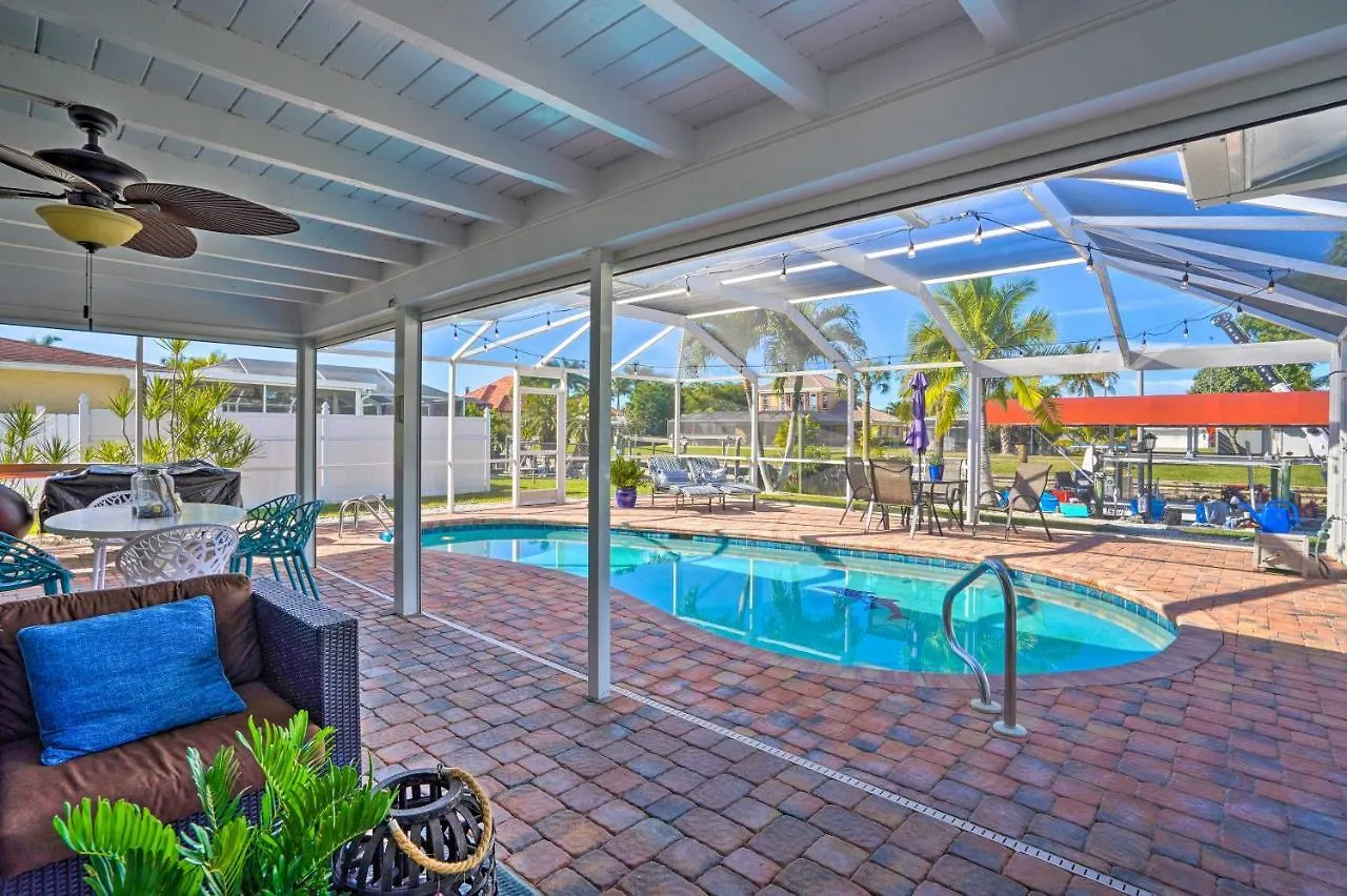 With Pool, Lanai, And Canal Access!