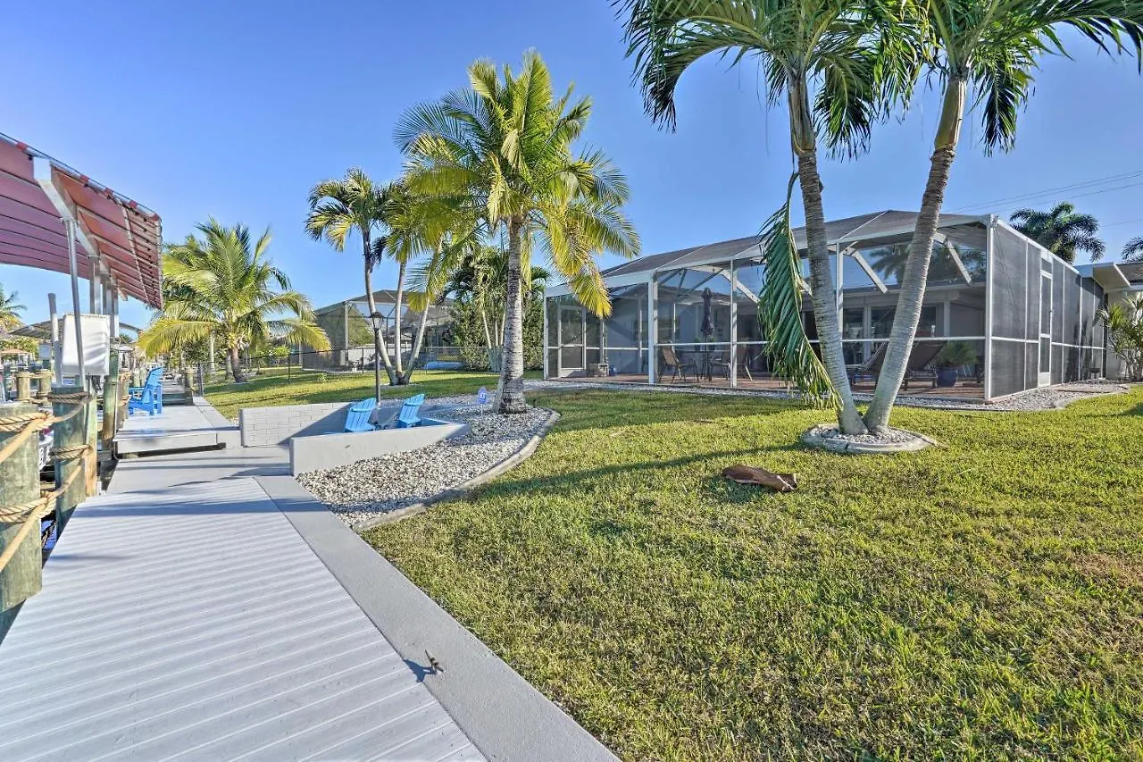 With Pool, Lanai, And Canal Access!