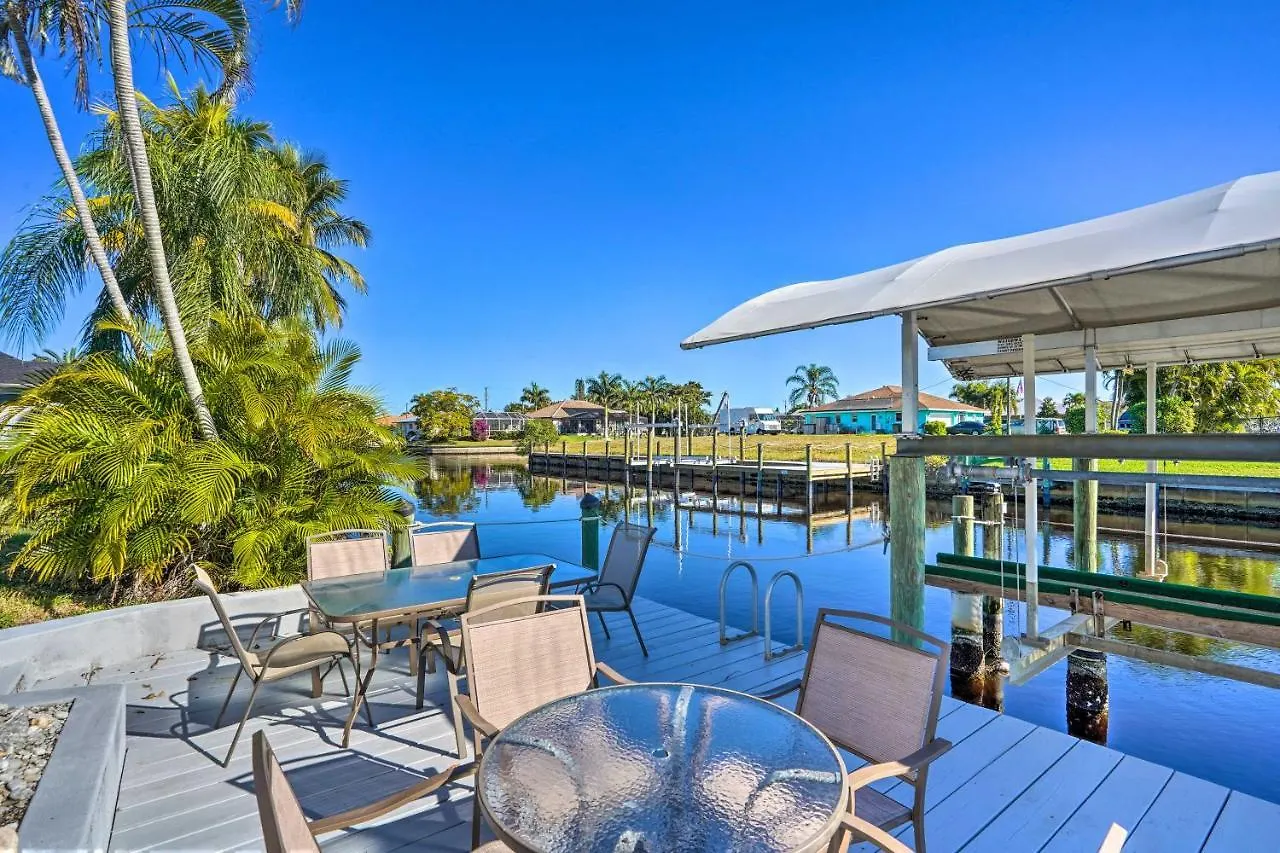 Holiday home Breezy House With Game And Lanai! Cape Coral