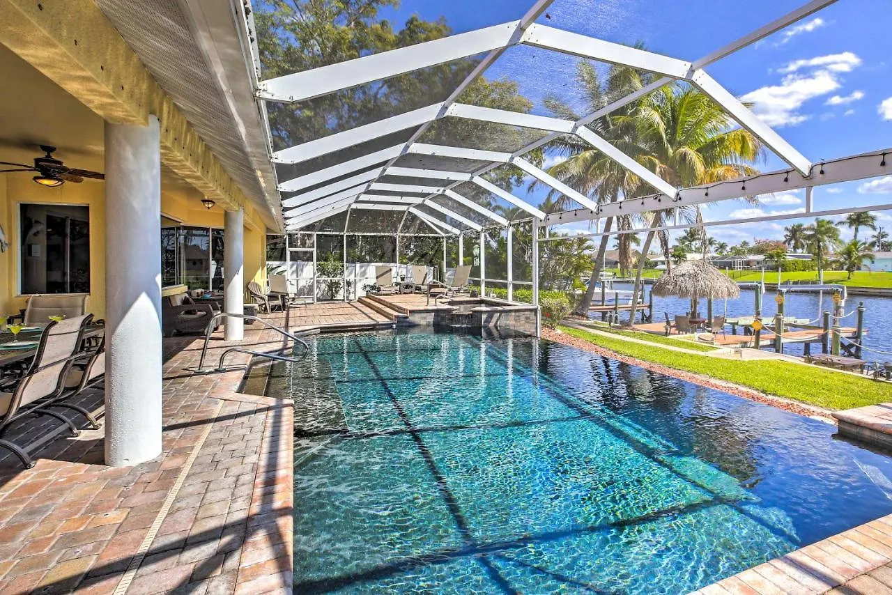 Holiday home Rubicon Relaxification - Retreat With Pool And Spa!