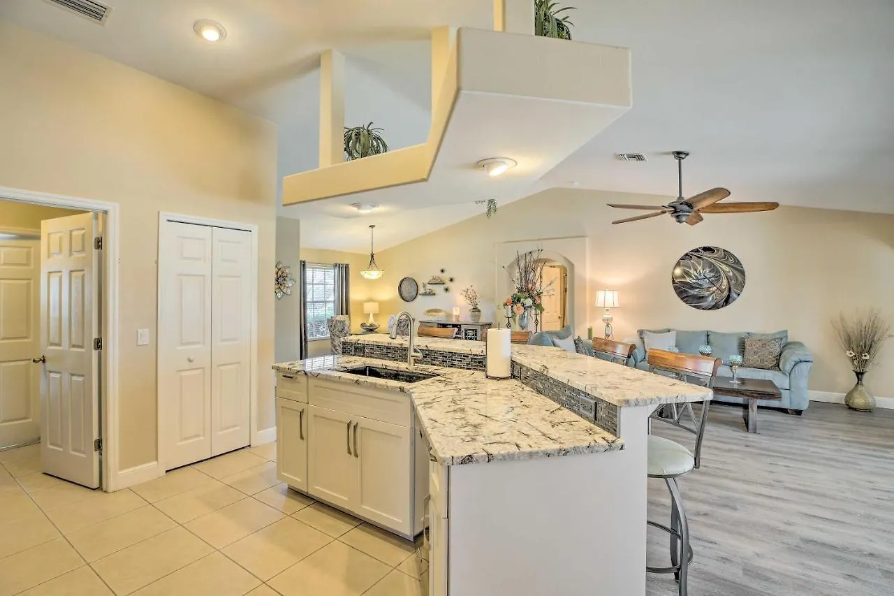 Stunning Getaway With Lanai And Heated Pool *