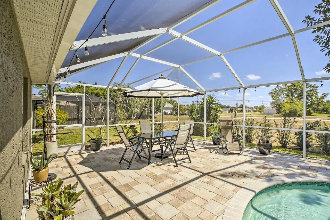 Stunning Getaway With Lanai And Heated Pool Holiday home Cape Coral