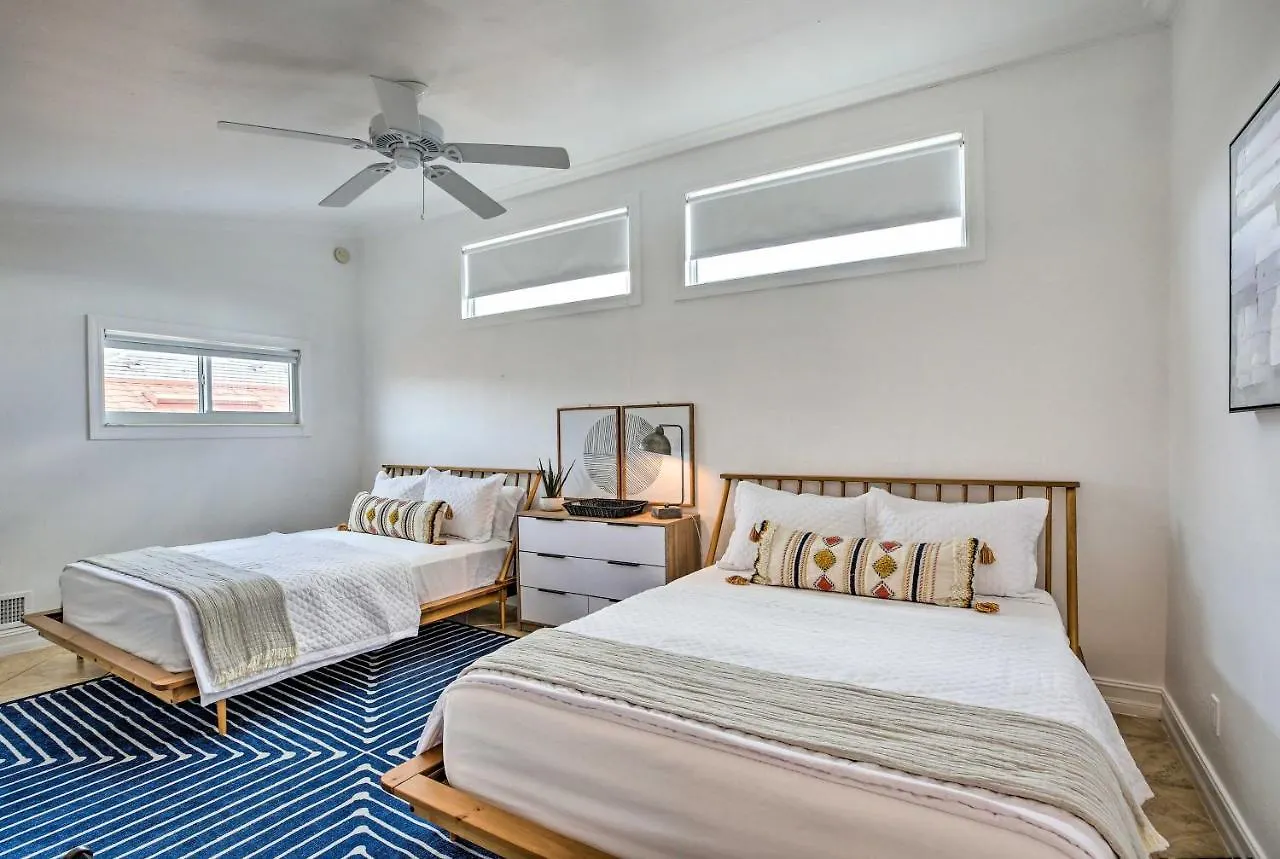 Holiday home Luxurious Waterfront Escape With Pool And Dock!