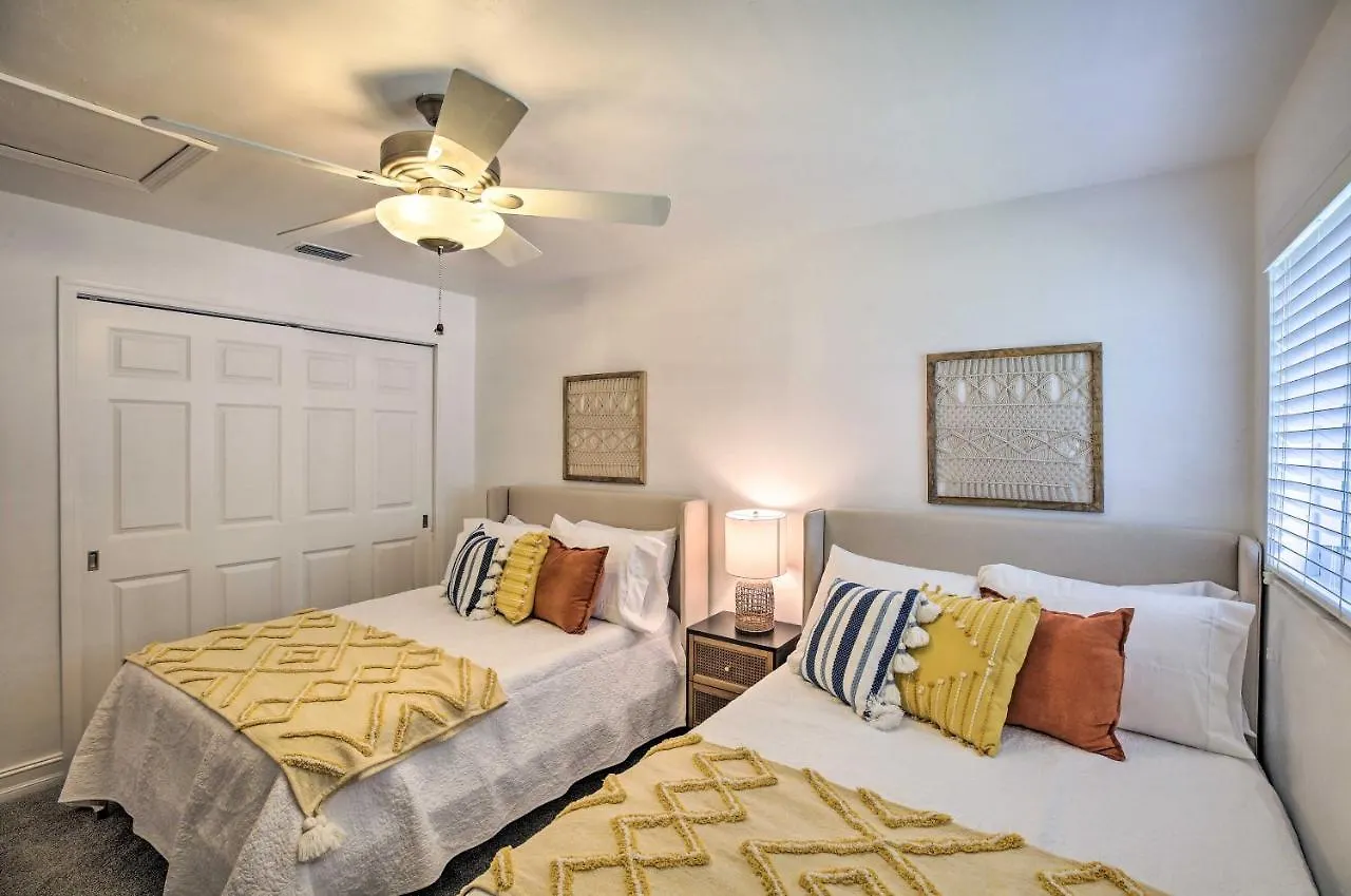 Luxurious Waterfront Escape With Pool And Dock! *