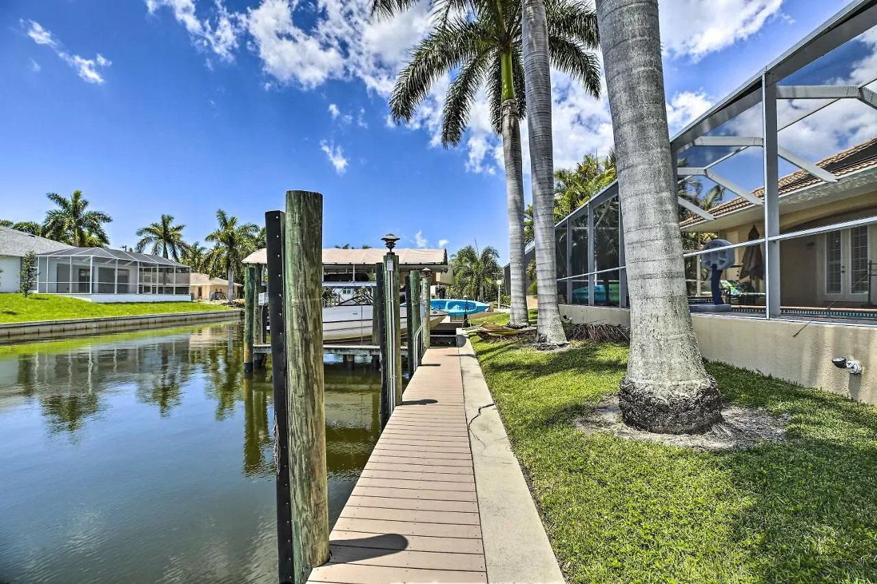 Sunny And Upscale On The Canal