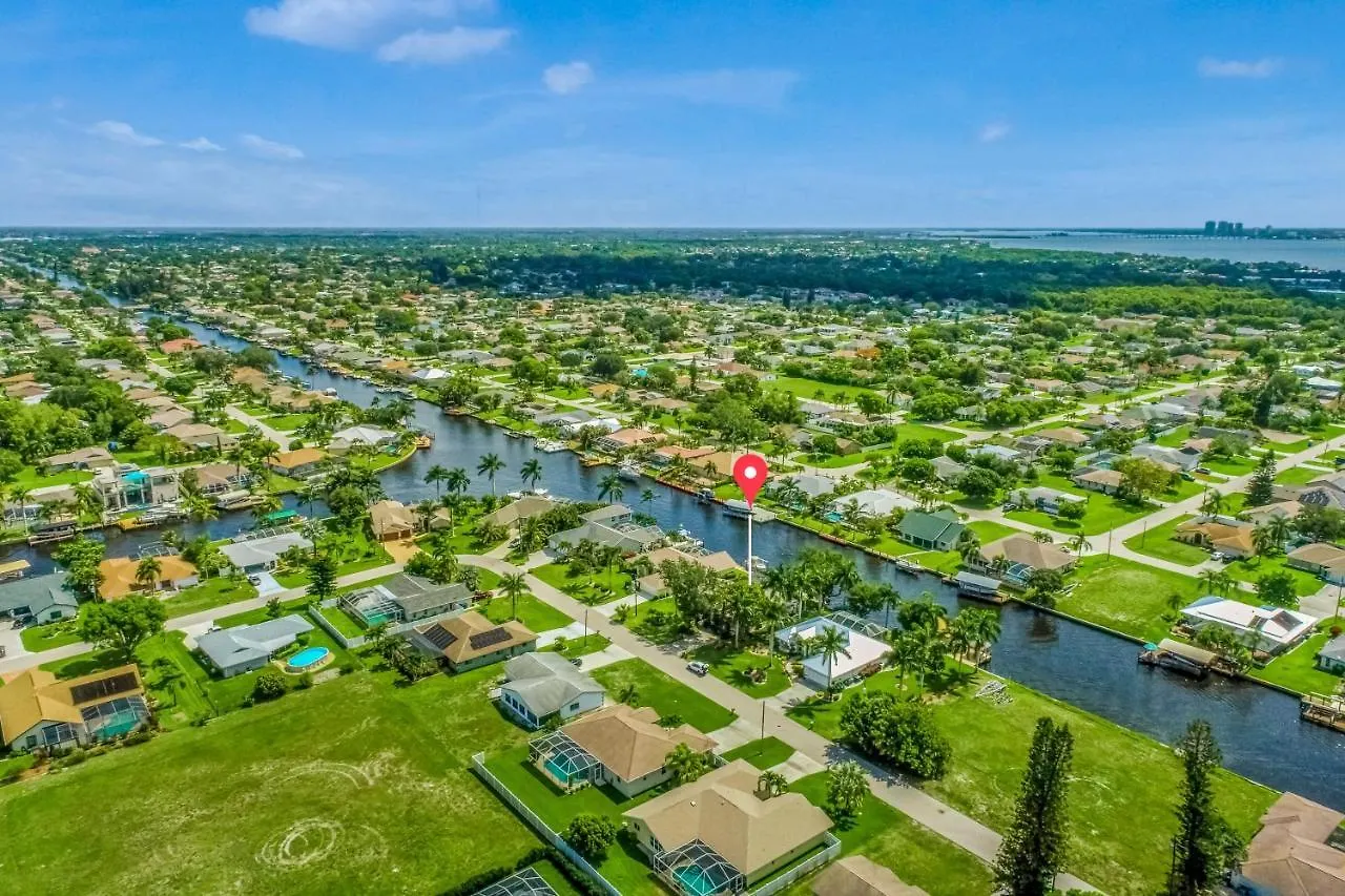 Coastal Livin' Holiday home Cape Coral