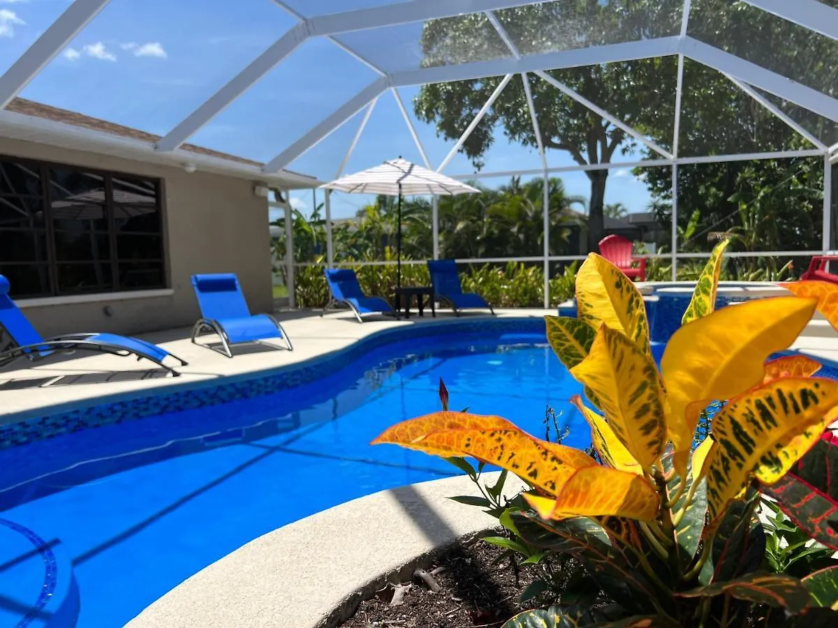 Villa Waterfront Pool With Sailboat Access *