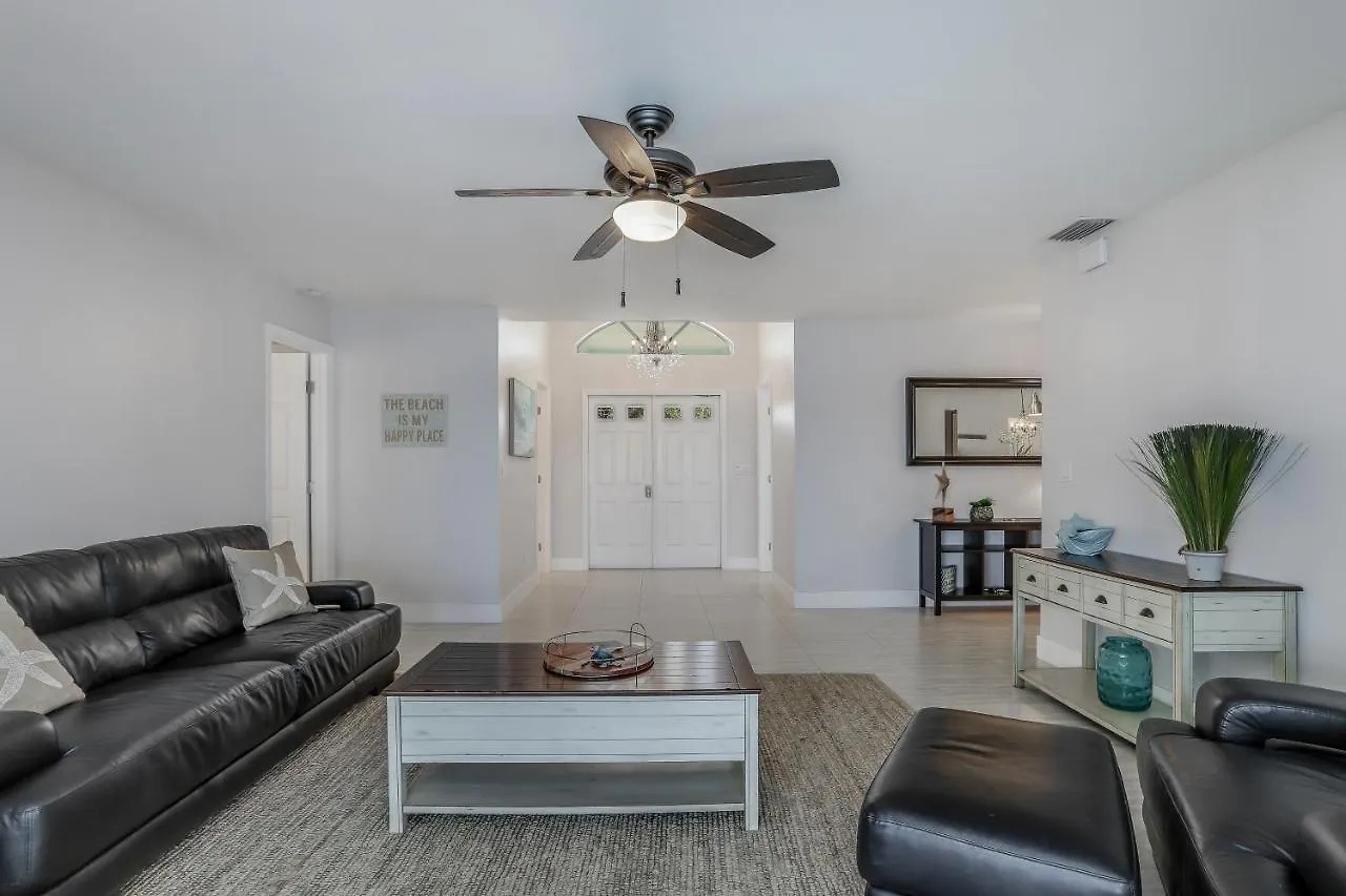 Southern Exposure Holiday home Cape Coral