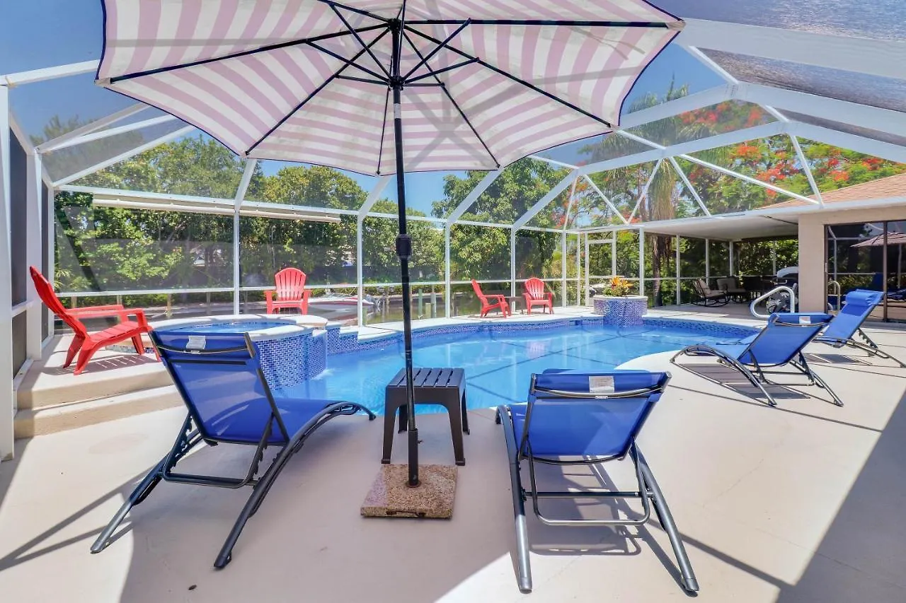 Waterfront Pool With Sailboat Access Villa *