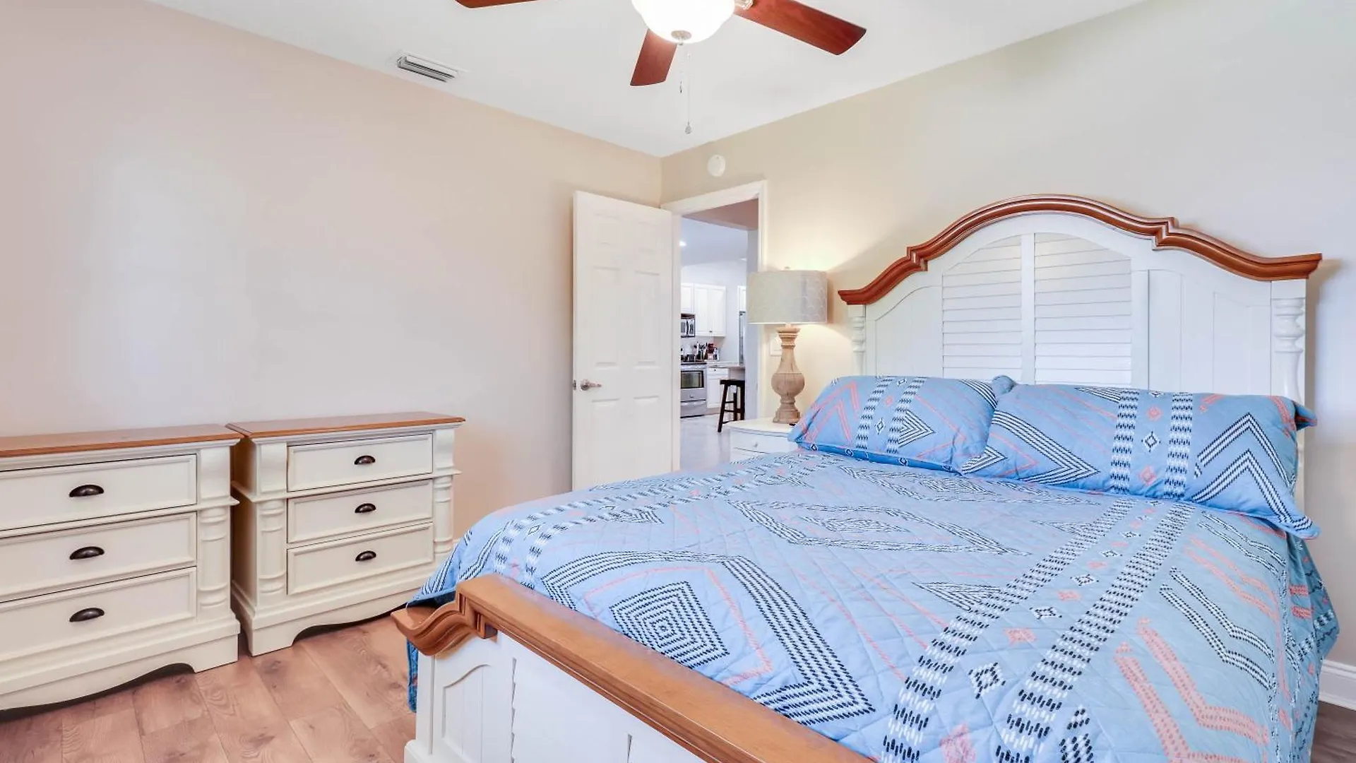 Waterfront Pool With Sailboat Access Villa Cape Coral