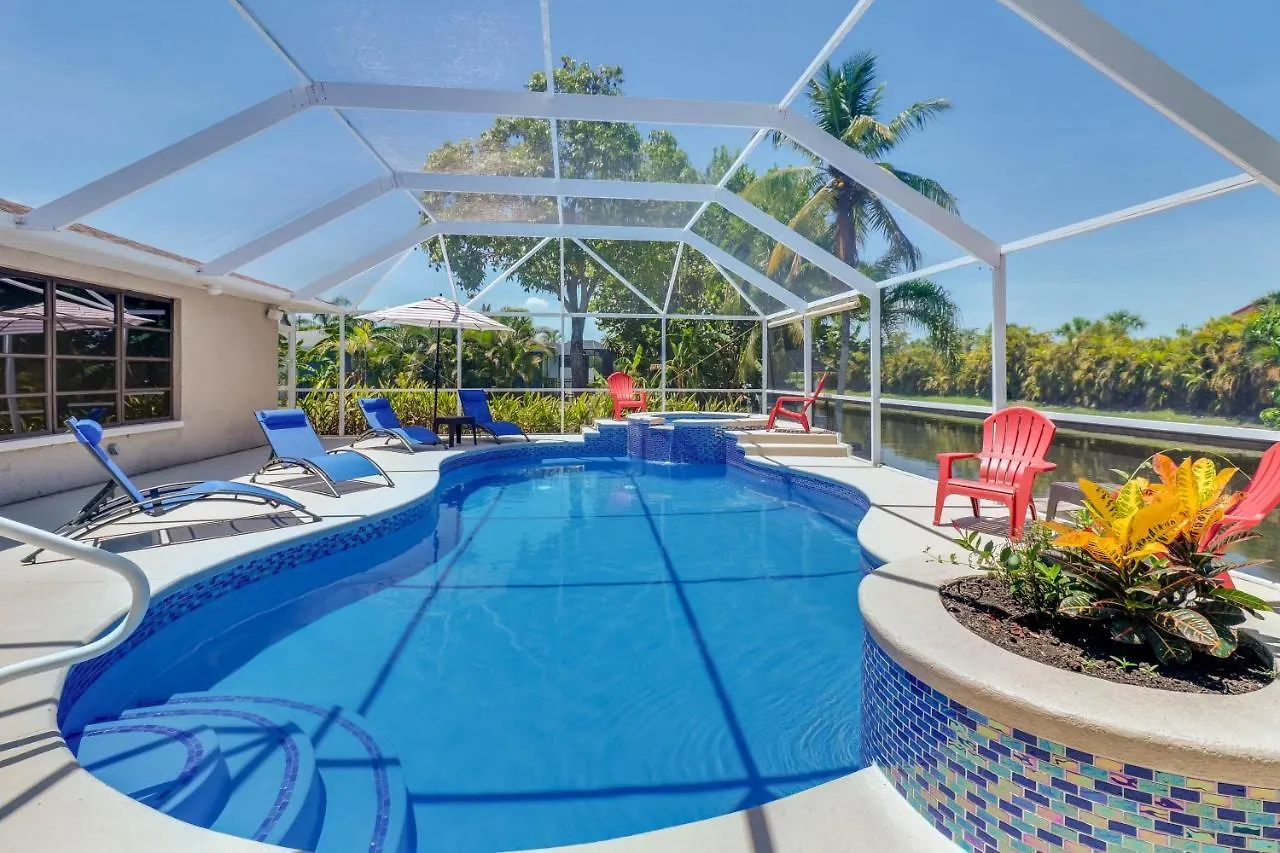 Waterfront Pool With Sailboat Access Cape Coral