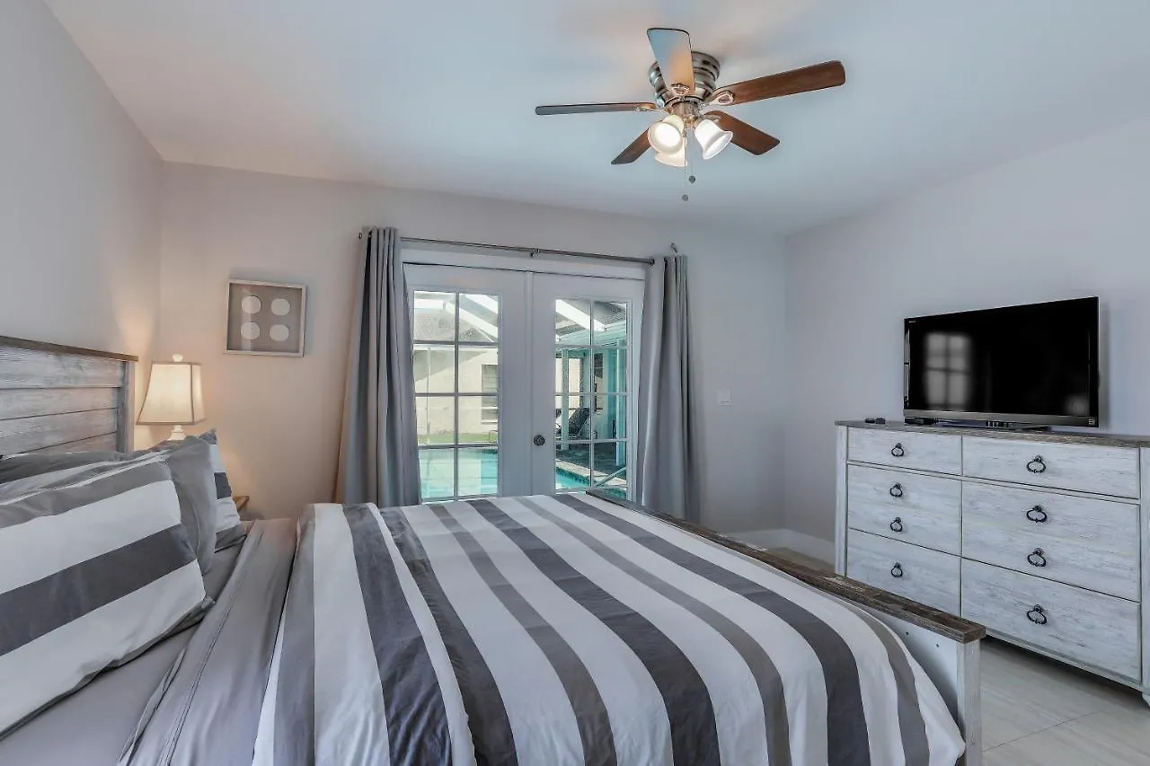 Holiday home Southern Exposure Cape Coral