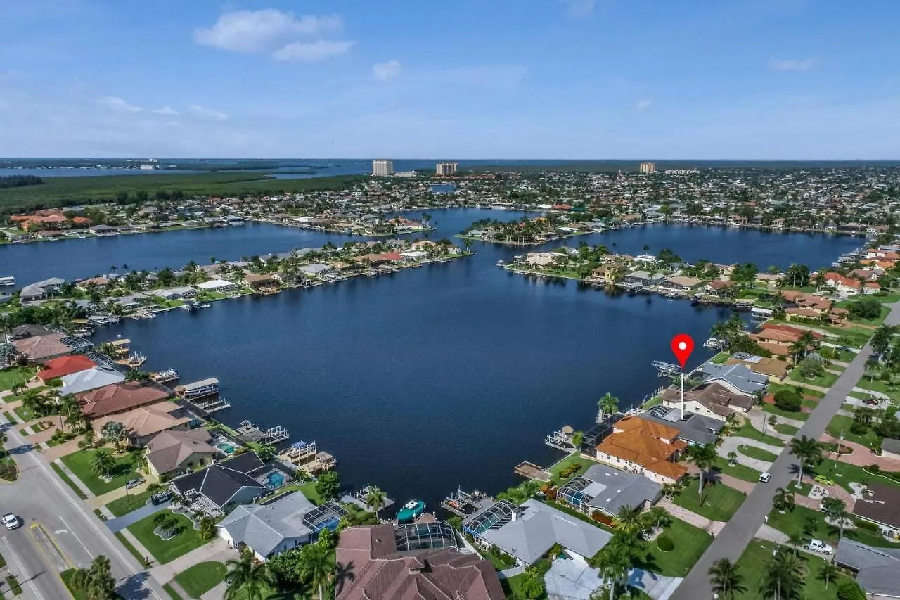Southern Exposure Holiday home Cape Coral