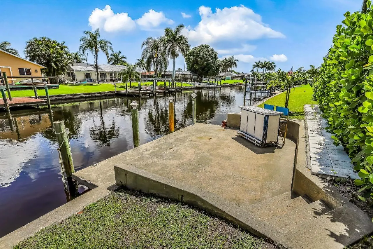 Smiles And Sunshine * Cape Coral