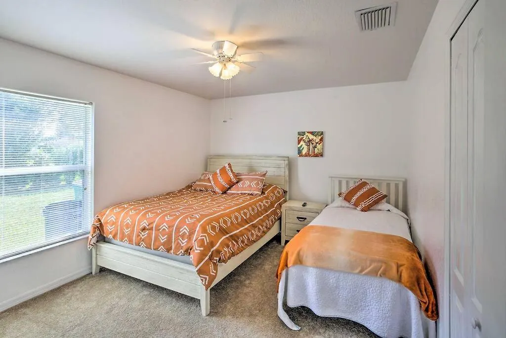 Villa Sun-dappled Oasis, 5 Mi To Beach! Cape Coral