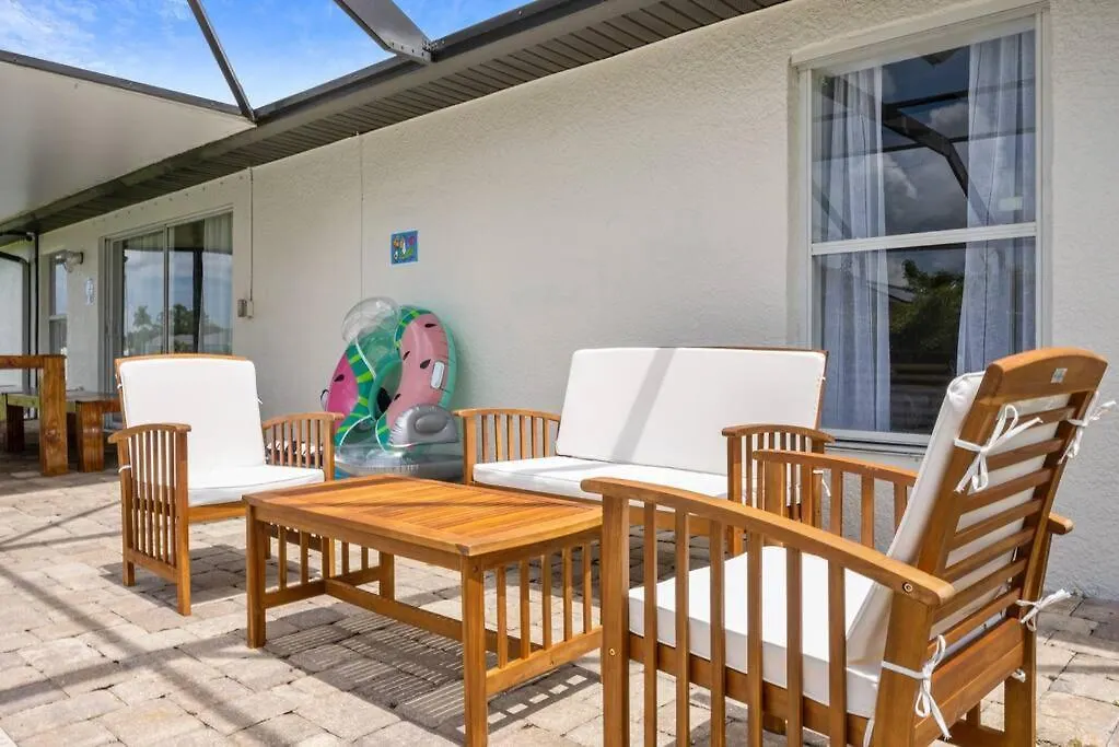 Holiday home Cape Escape Ii - 4bdr - 2bth - Pool - Sleeps 10 Or More